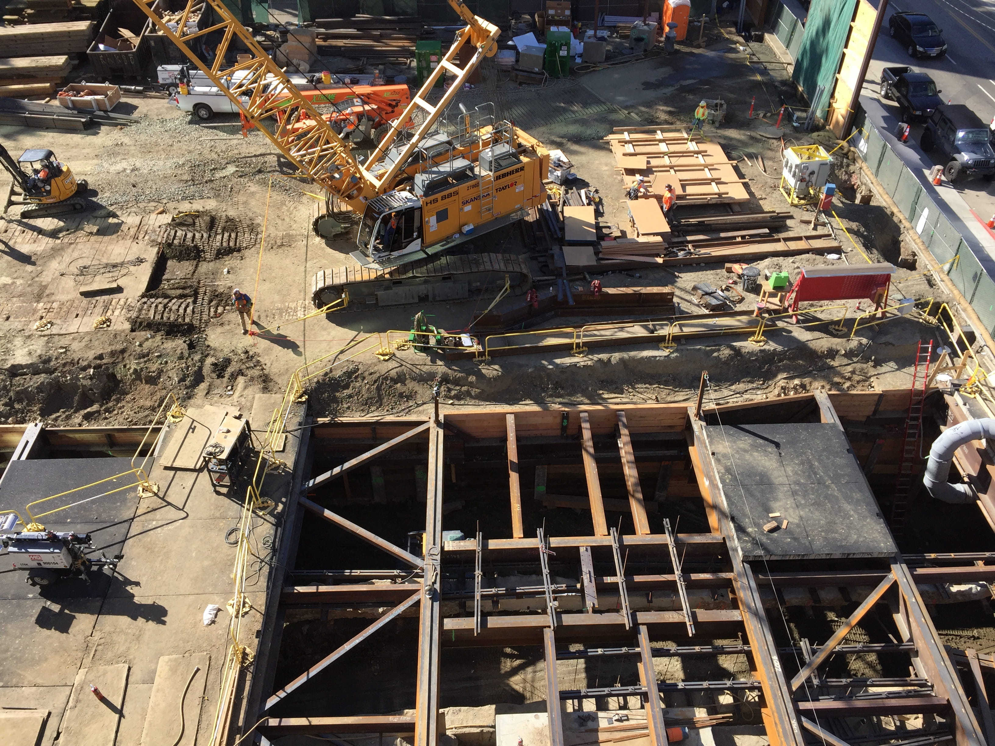 ruined, construction industry, development, Equipment, heavy, day, crane - construction machinery, damage, architecture, construction equipment, metal, HD Wallpaper