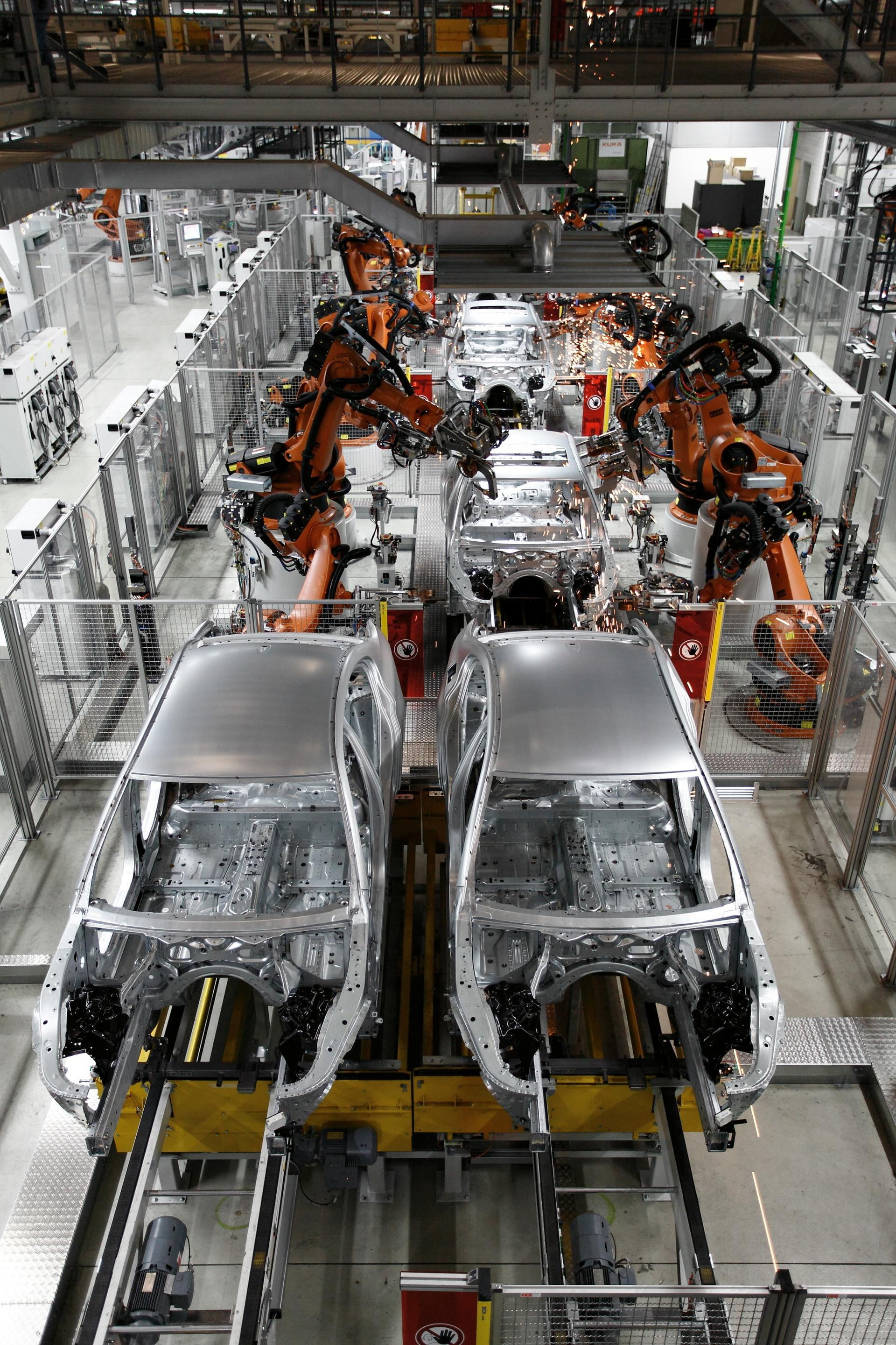 transportation, indoors, steel, modern, manufacturing, industry, alloy, series, industrial equipment, factory, equipment, car, robot, no people, automobile industry, Phone HD Wallpaper