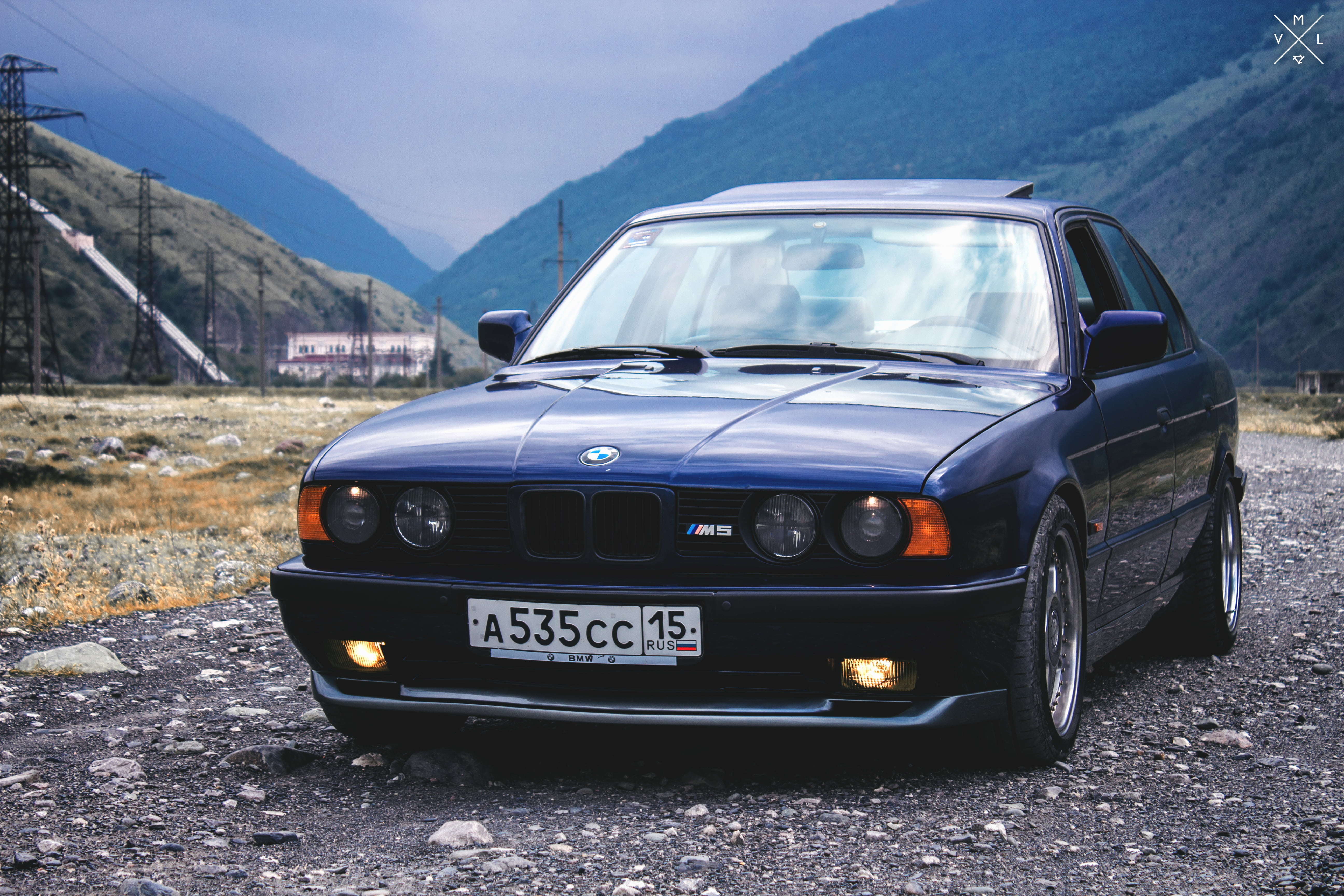 grass, bridge, Boomer, m-technik, lights, Japan, nature, jubilee, Beha, 10thanniversary, HMI, E34, mpower, drives, m-tech, Vladikavkaz, low, BMW, stance, HD Wallpaper