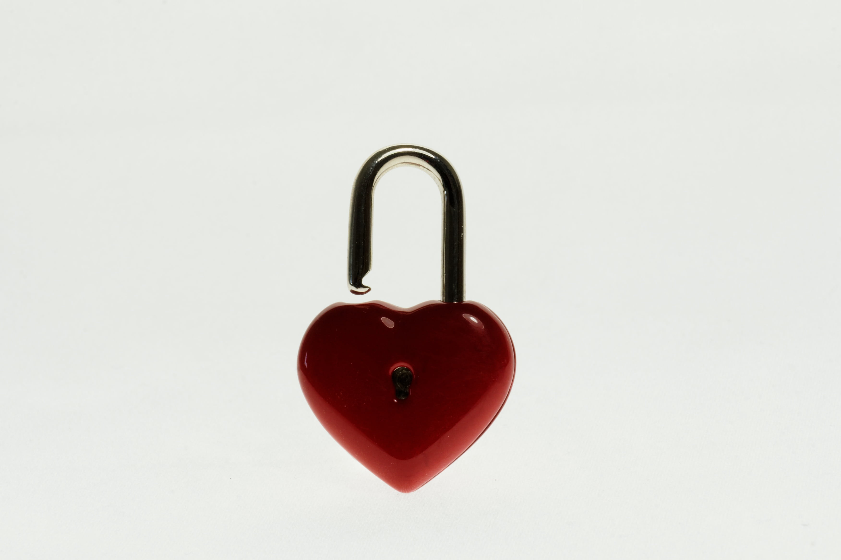 safety, close-up, red, 2K, positive emotion, lock, metal, sure, valentines day - holiday, theft protection, padlock, cut out, protection, capping, black, HD Wallpaper