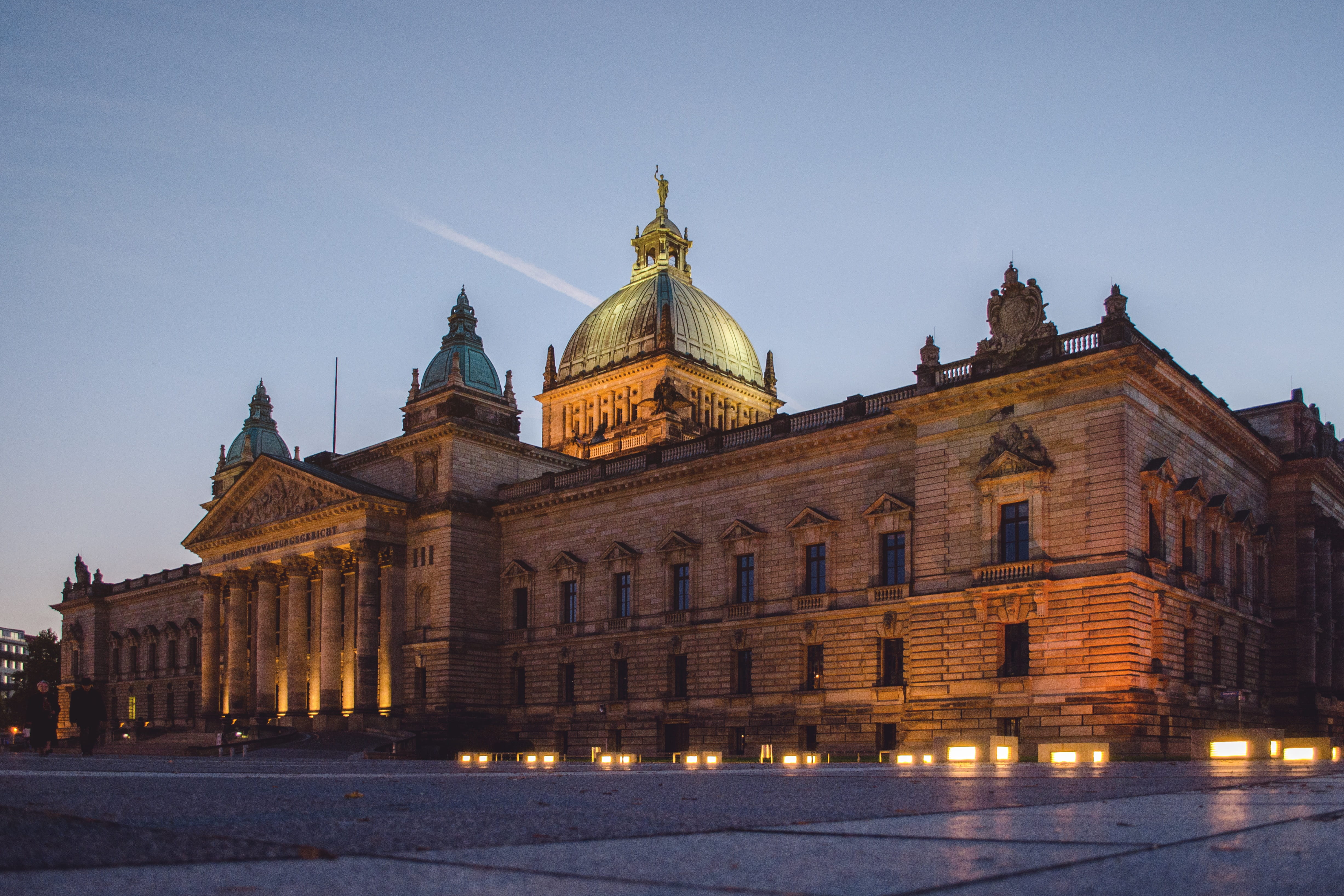 illuminated, history, the past, nature, built structure, courthouse, tourism, dome, facade, sky, clear sky, outdoors, supreme, dusk, building exterior, HD Wallpaper