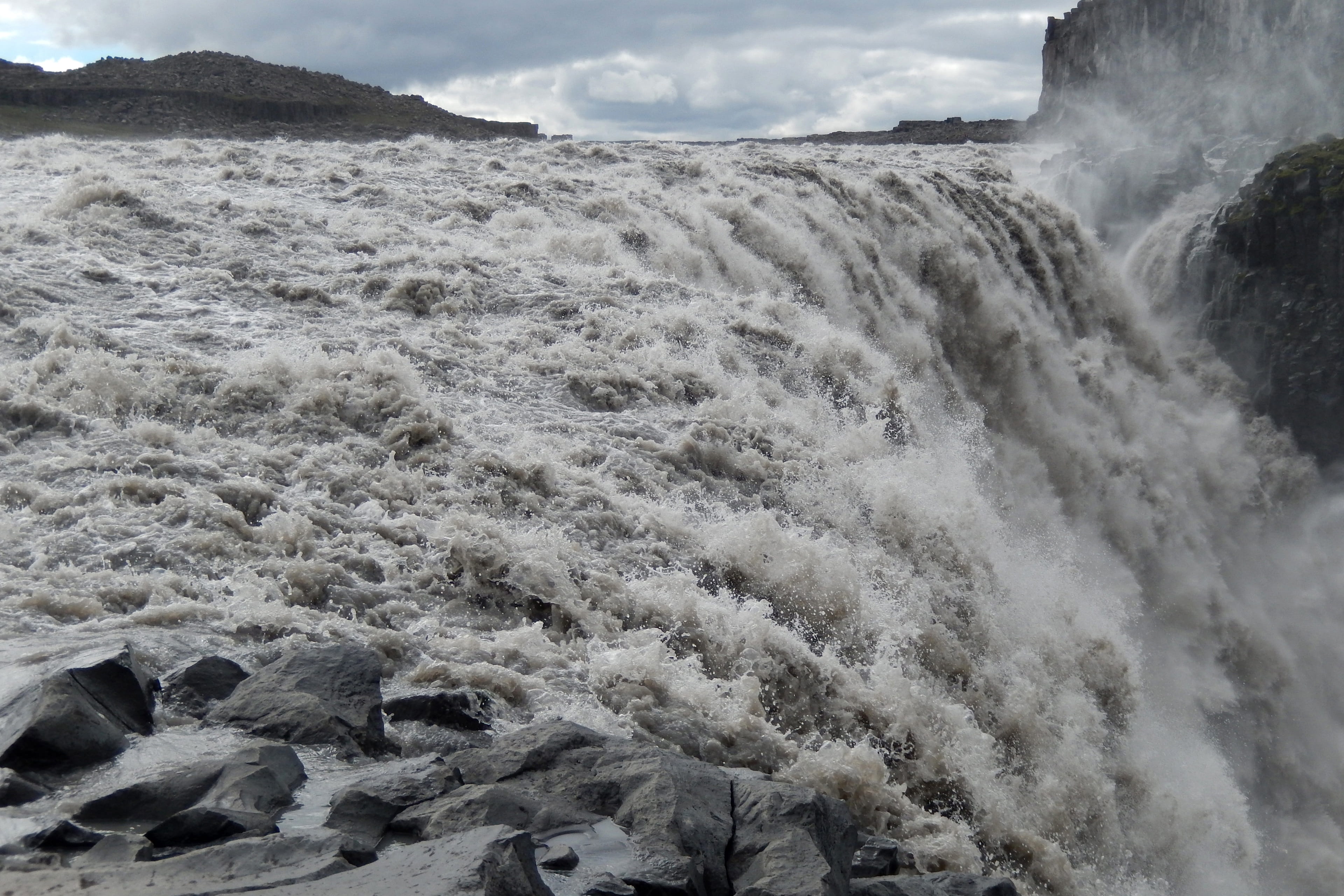 environment, land, outdoors, sport, water, force, flowing water, Power, falling height, Dettifoss, day, non-urban scene, idyllic, amount of water, cloud - sky, HD Wallpaper