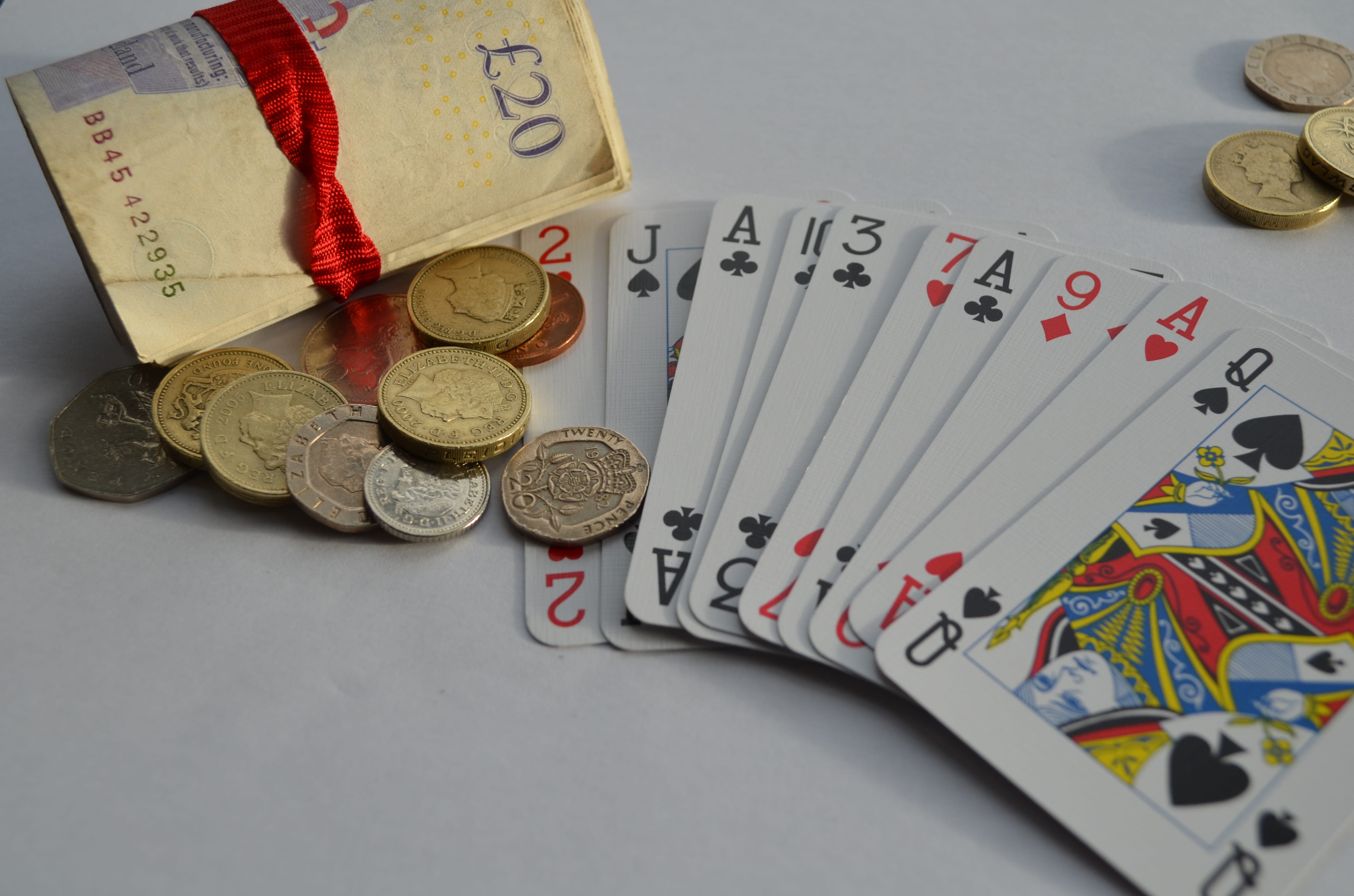 close-up, wealth, macro, Money, no people, business, background, currency, table, coin, Card, playing, card, amount, high angle view, number, large group of objects, HD Wallpaper