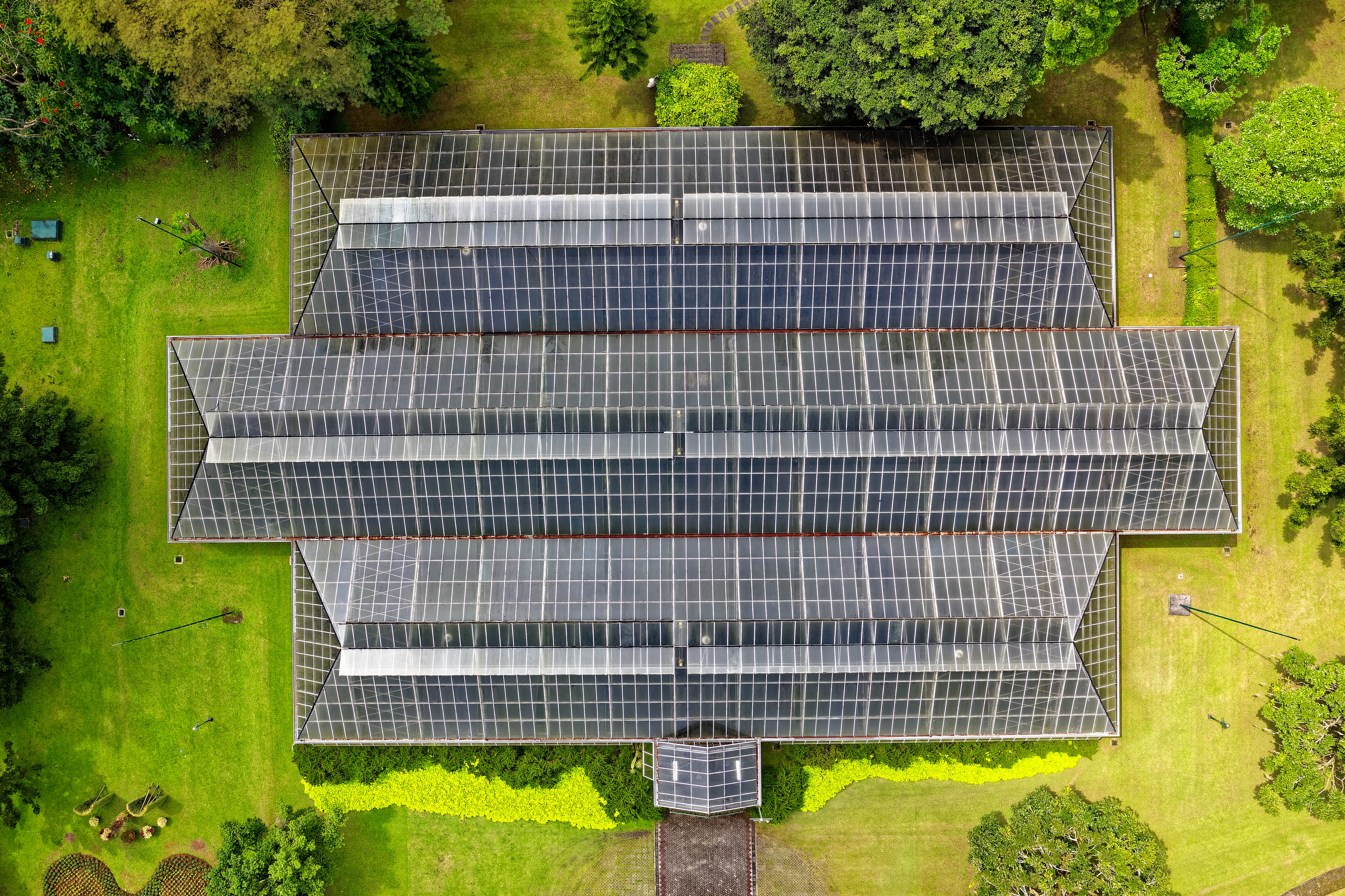 roof, eye, day, high angle view, high angle shot, nature, grass, solar, solar panel array, drone, panel, renewable energy, daylight, architecture, outdoors, HD Wallpaper