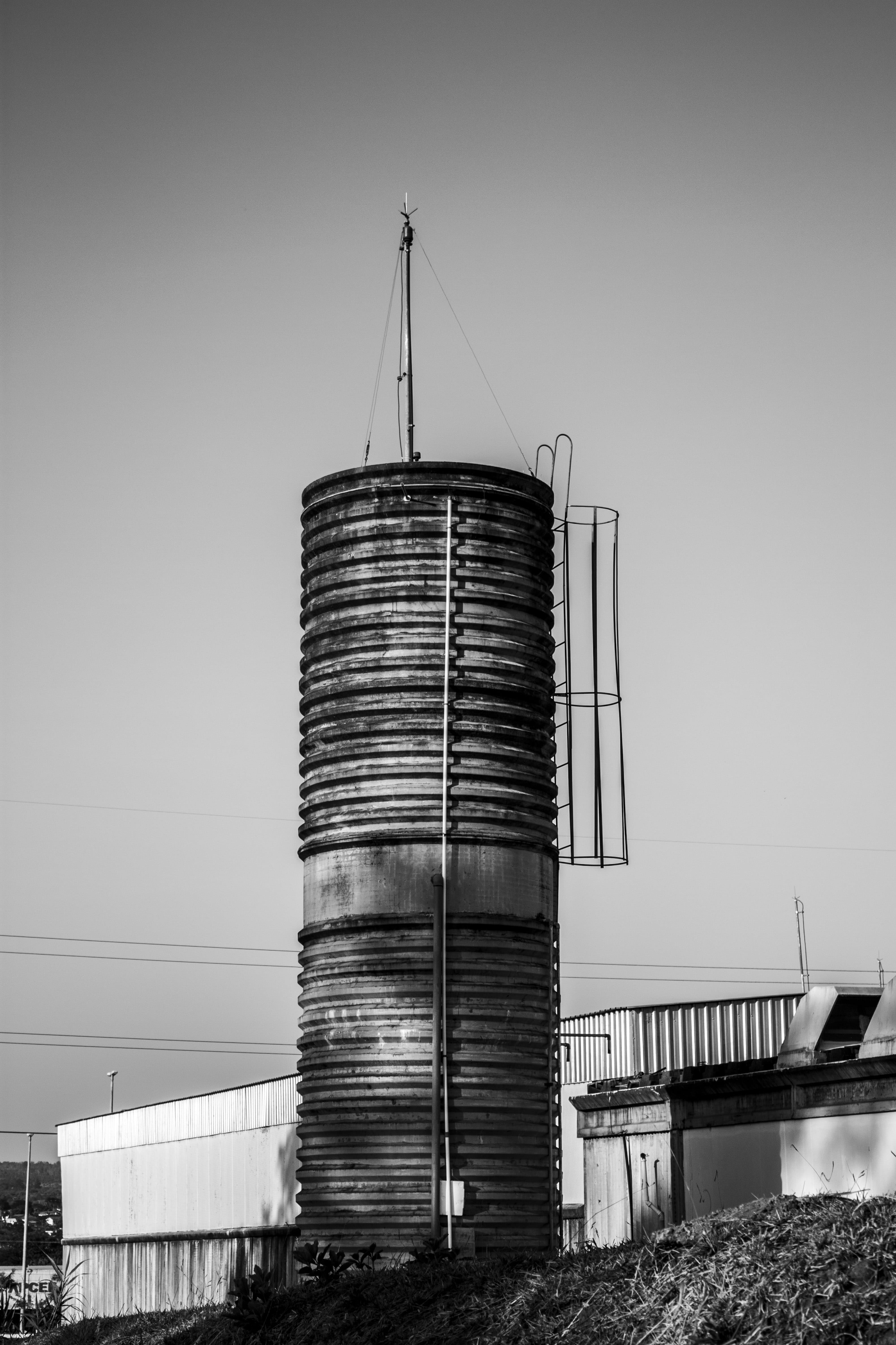 site, old, industry, destruct, industrial equipment, destroy, concrete, building exterior, storage tank, outdoors, house, no people, copy space, industrial building, Phone HD Wallpaper