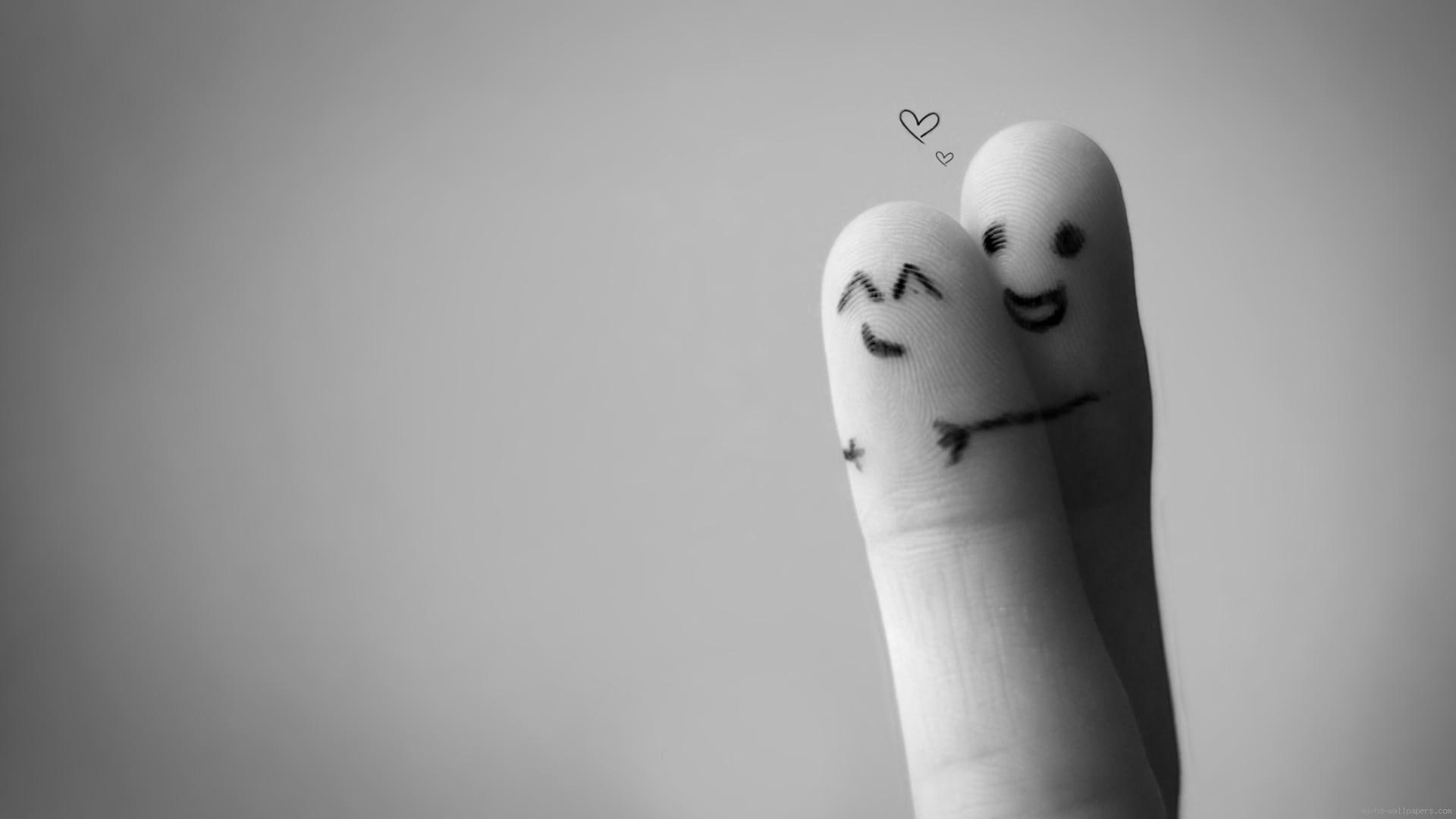 photo, coaxing, grayscale, 1080P, hug, finger, love, index, middle, HD Wallpaper
