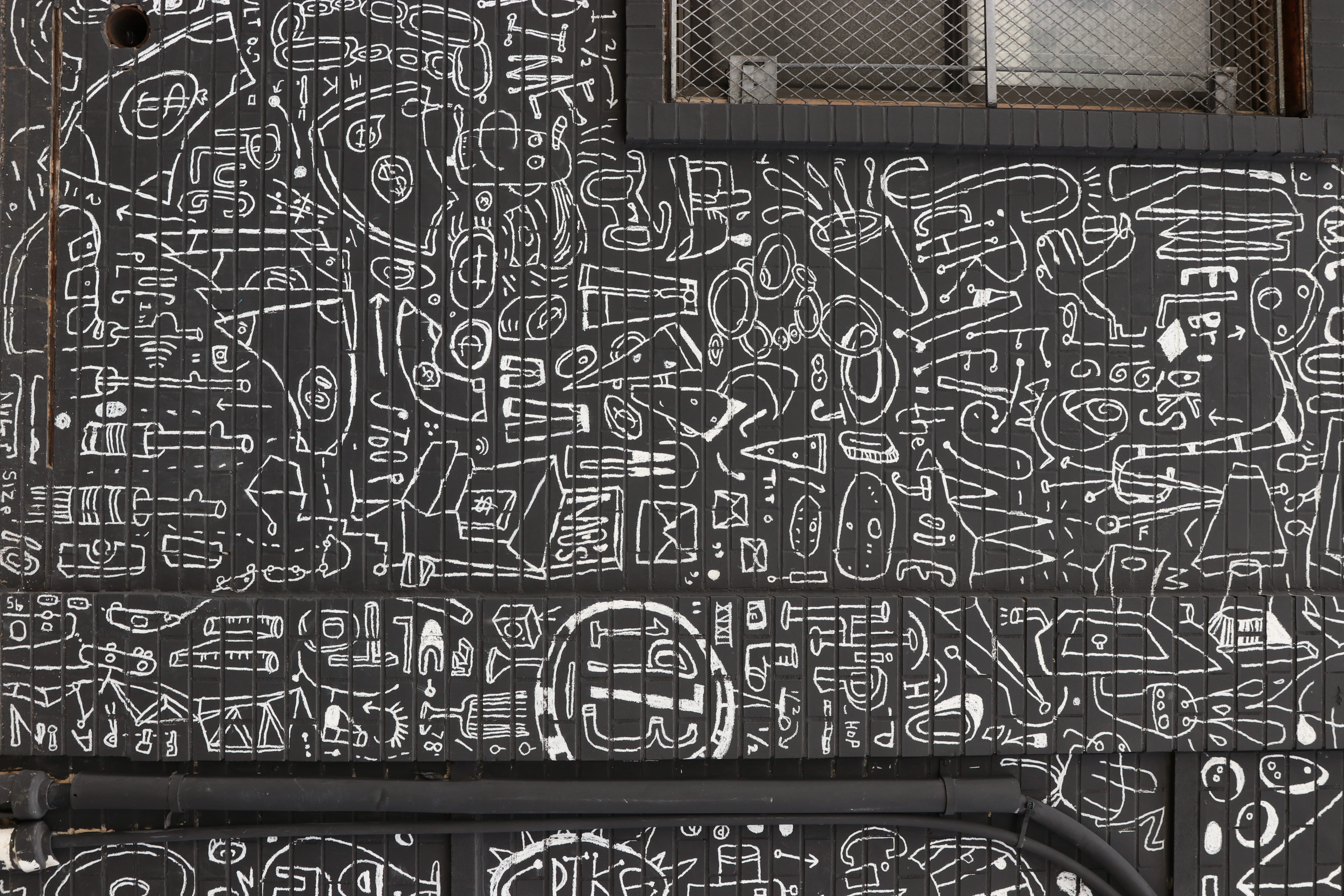 indoors, potato, 5K, bird, recycling symbol, food, technology, day, plant, backgrounds, blackboard, labyrinth, symbol, text, maze, art and craft, directly above, HD Wallpaper