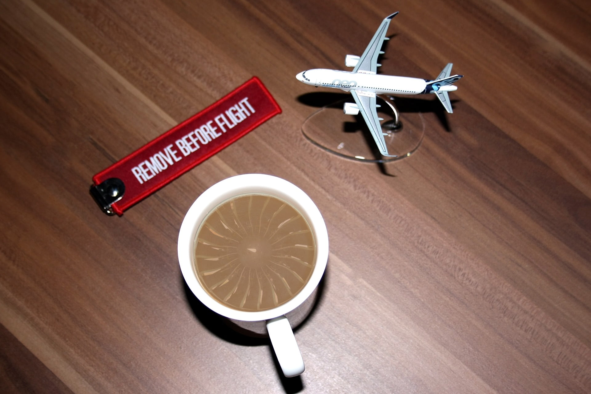 still life, food, high angle view, coffee foam, plane lover, 3d model, western script, red, toy, day, refreshment, transportation, white, brown, food and drink, HD Wallpaper
