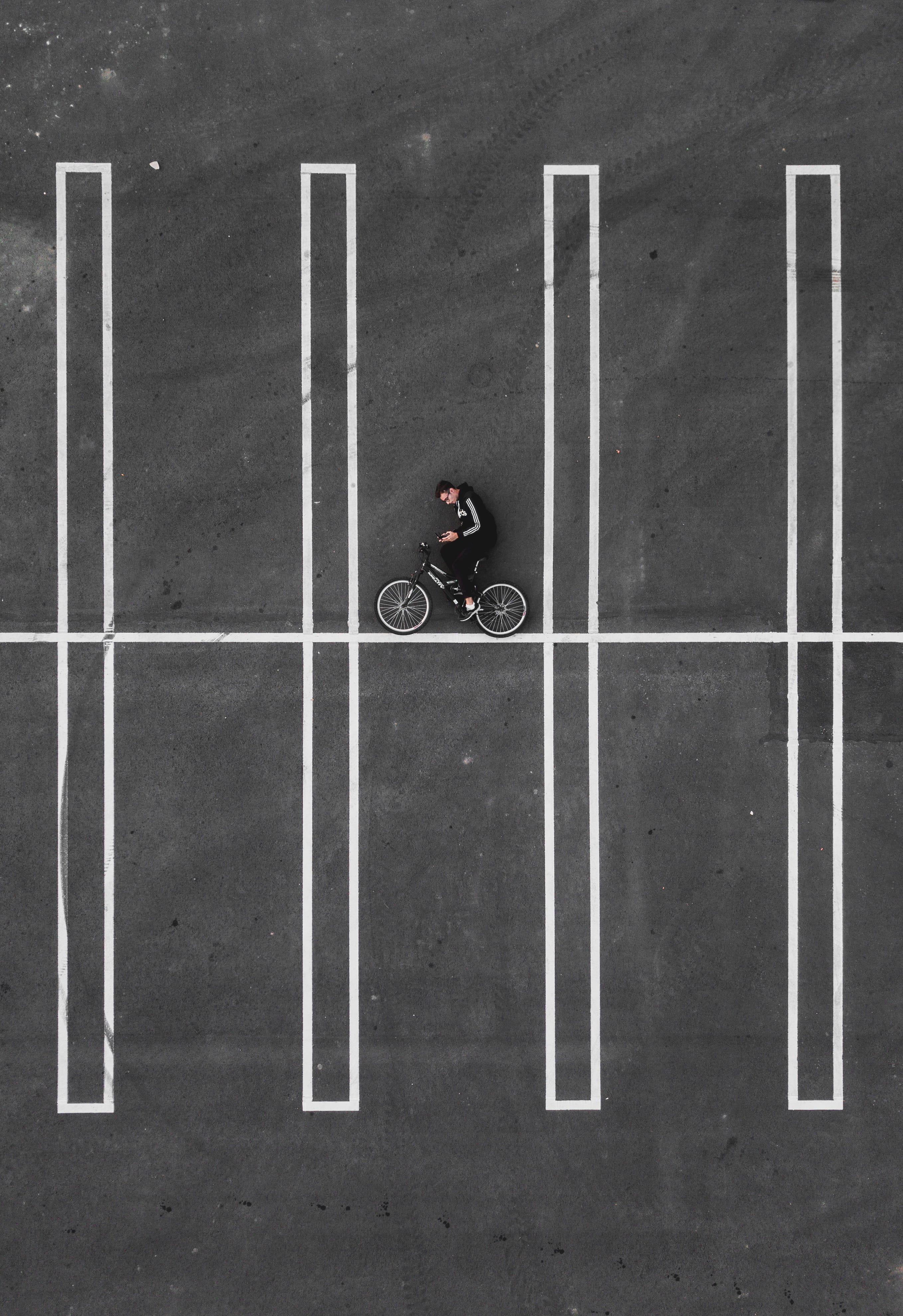 rider, 4K, black, men, style, grey, people, line, planning, man, bicycle, street, drone view, business, success, ideas, one Person, competition, tech, Phone HD Wallpaper