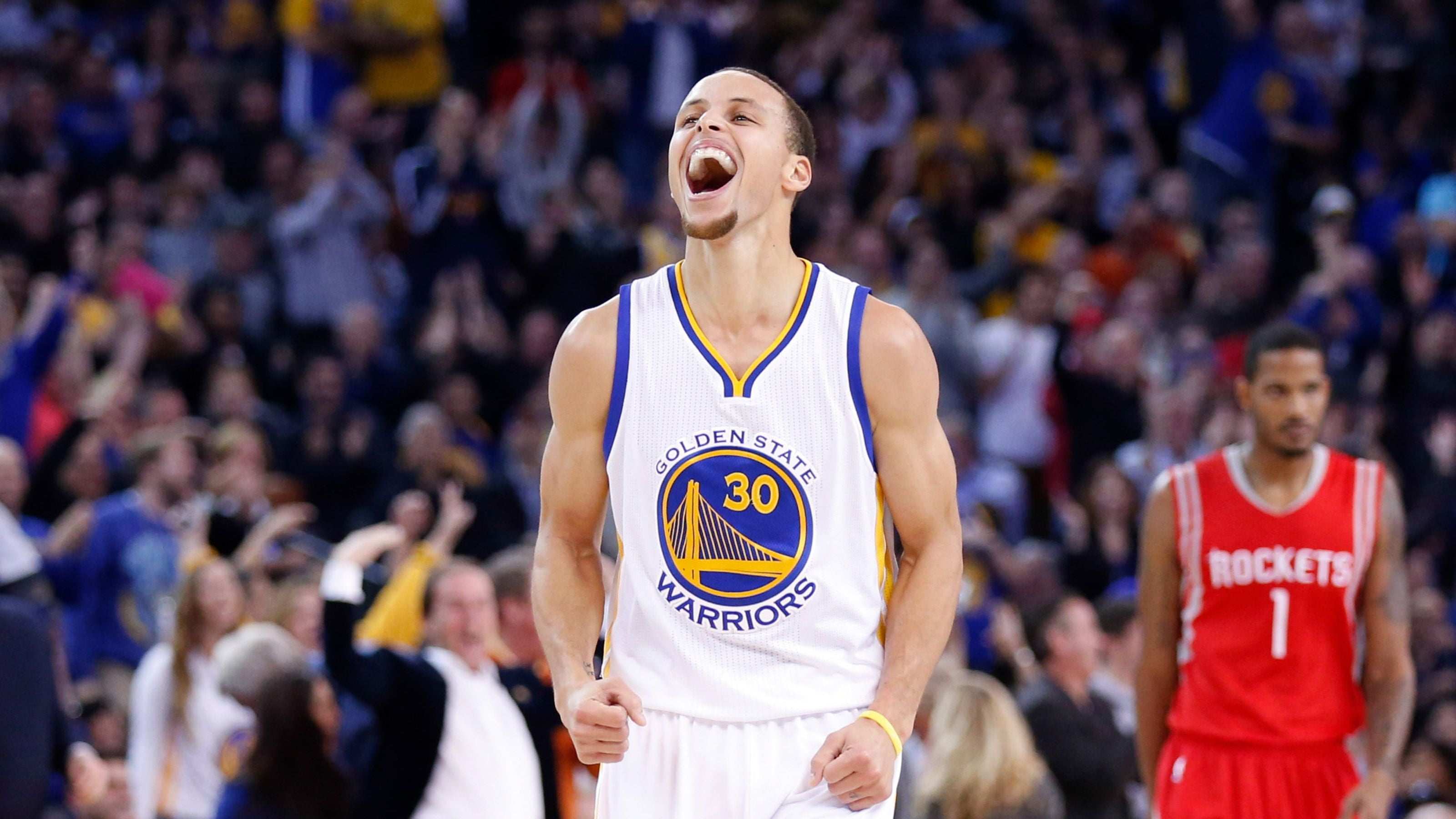 spectator, event, golden state warriors, incidental people, emotion, focus on foreground, warriors, athlete, outdoors, adult, waist up, basketball, standing, HD Wallpaper
