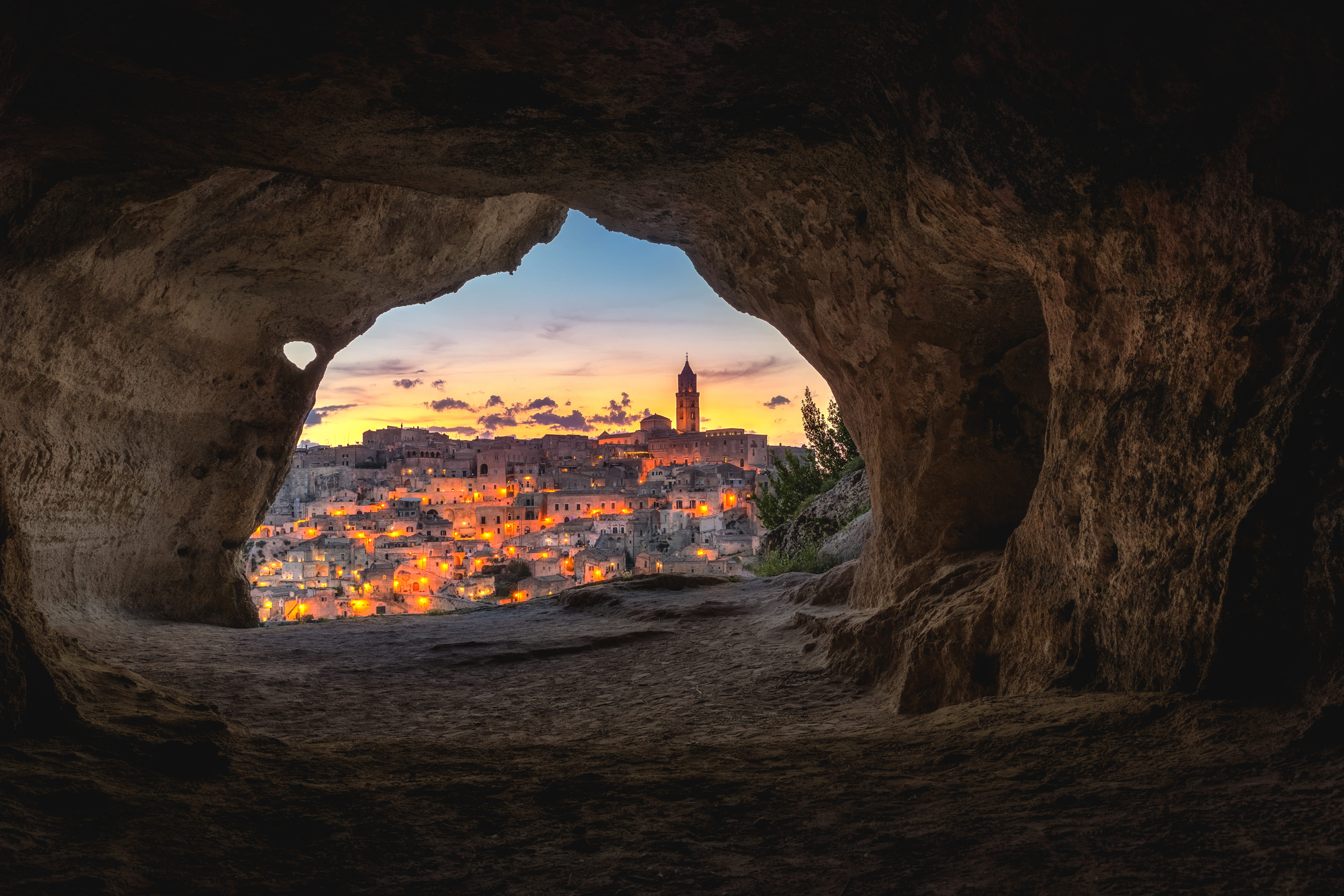 entrance, nature, cityscape, sun, architecture, place of worship, opening, building exterior, view, sunset, chill, sunrise, brown, relax, tourism, the past, HD Wallpaper
