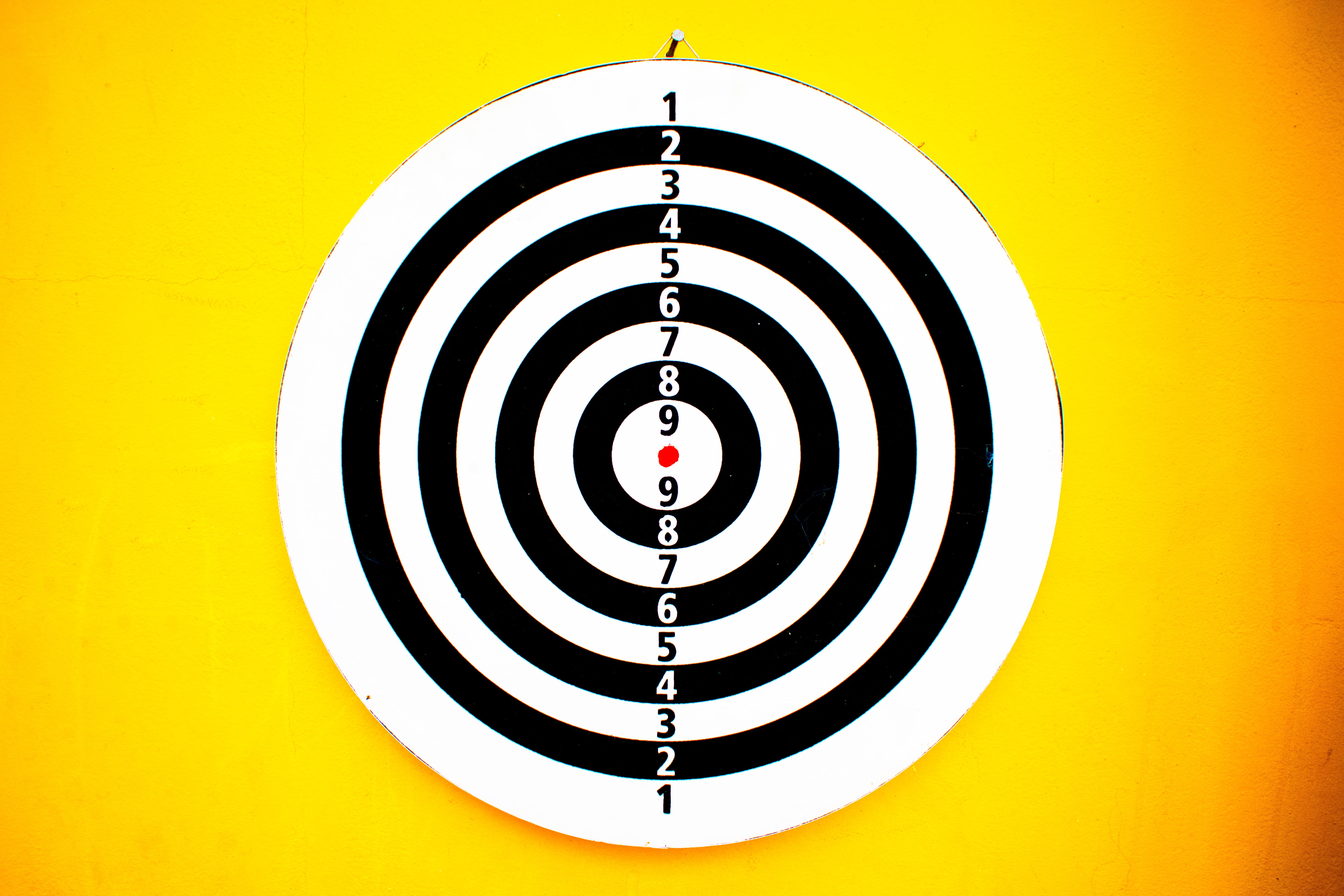 board, game, target, white color, accuracy, close-up, black color, 5K, shape, circle, round, number, center, sports target, dartboard, geometric shape, HD Wallpaper