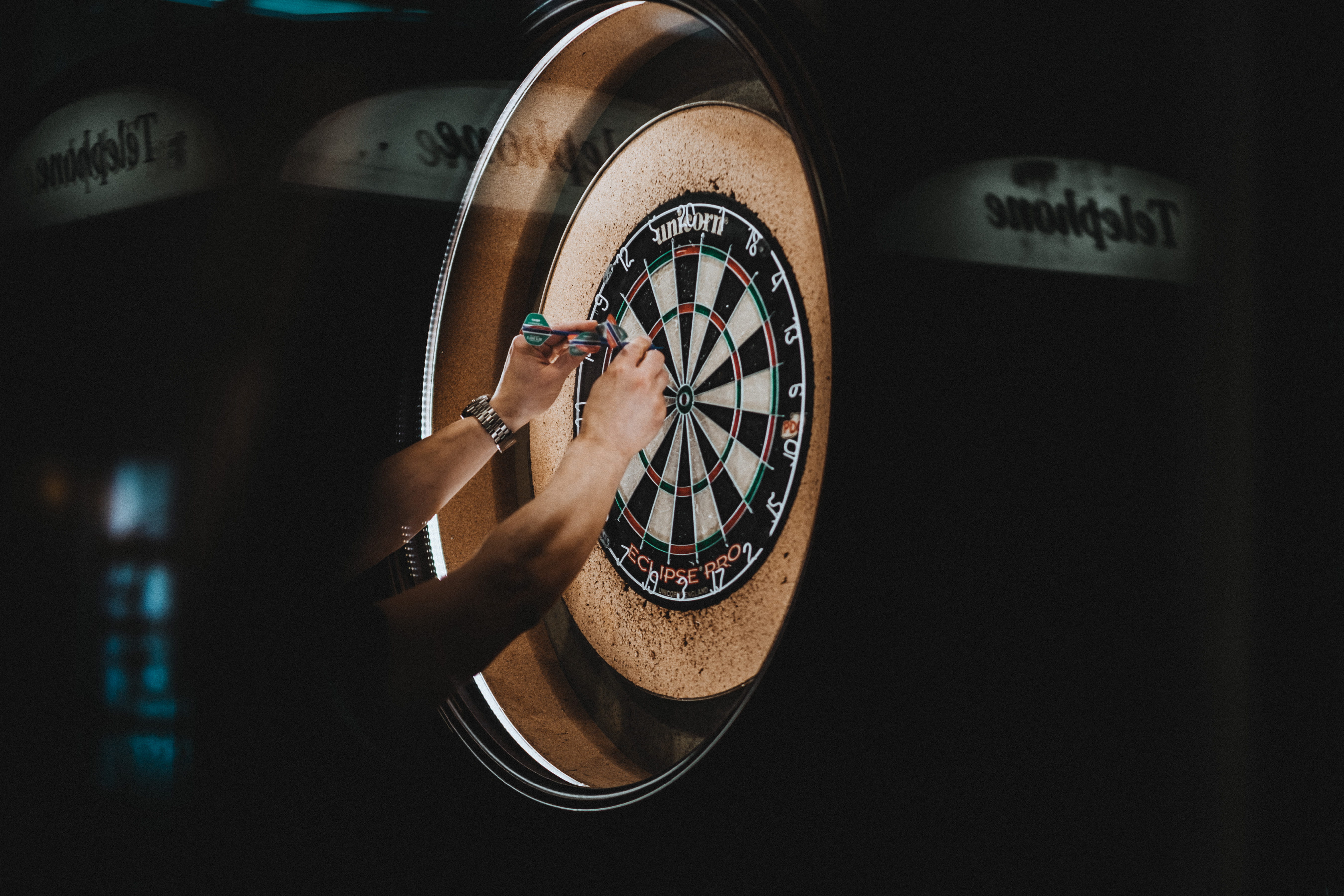 arms raised, darts, western script, time, one person, picking, sport, hands, men, person, clock, light, human body part, dartboard, human arm, text, young men, HD Wallpaper