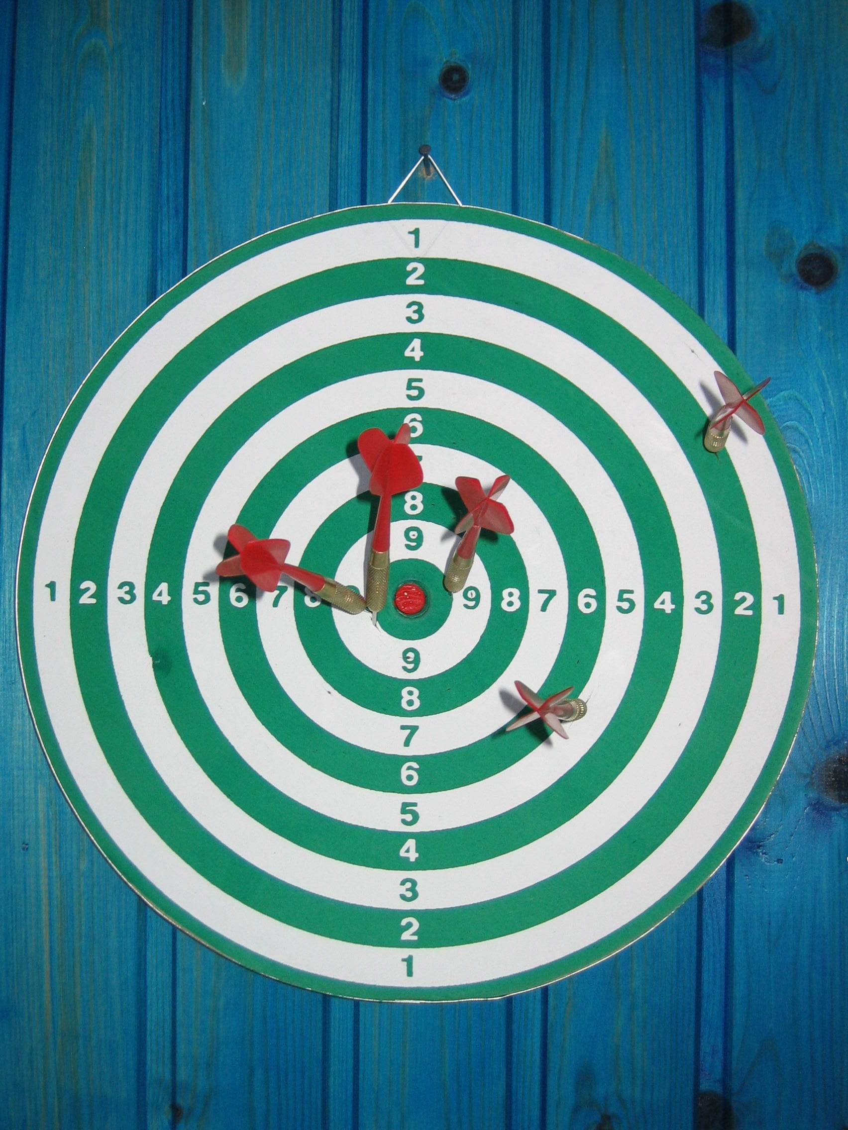 achievement, precise, dart, close-up, green color, game, day, score, indoors, sport, no people, shape, target, circle, wood - material, competition, goal, Phone HD Wallpaper