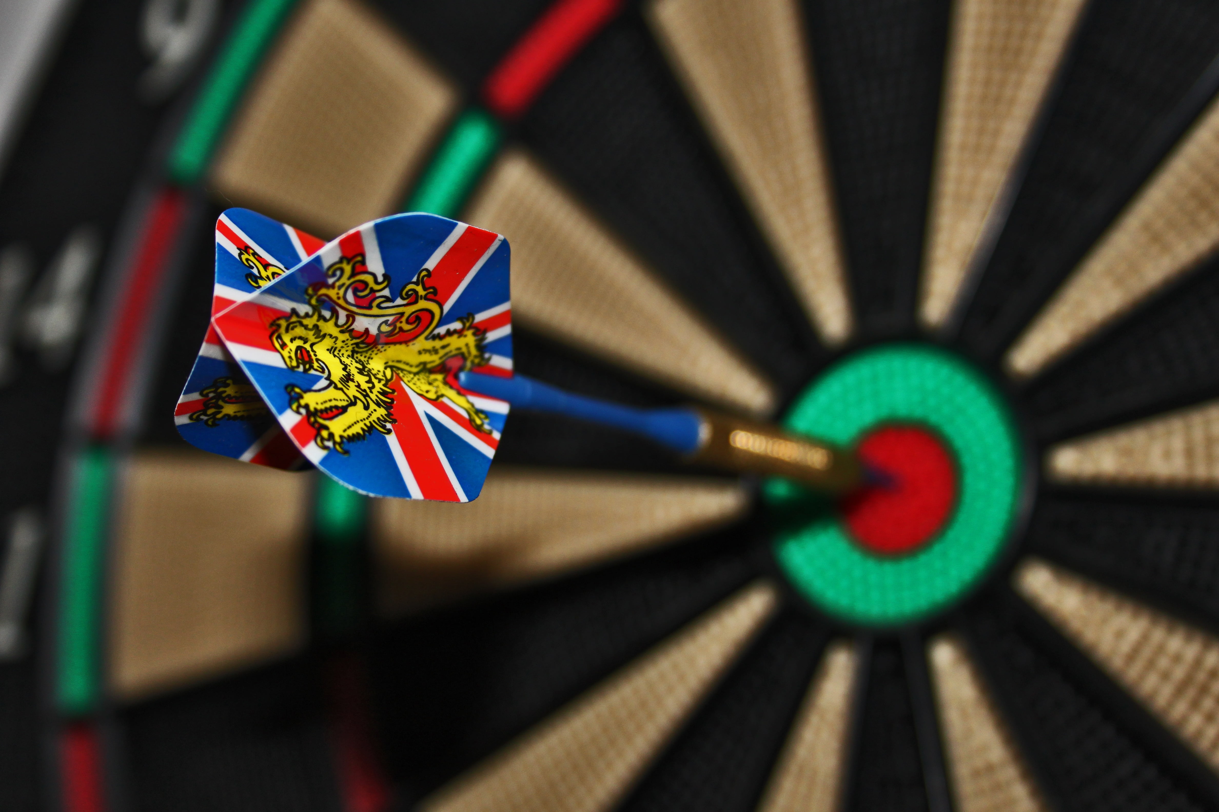 no People, achievement, indoors, shape, pin, close-up, concepts, success, color Image, competition, target, sport, ideas, aiming, yellow, arrow - bow and arrow, HD Wallpaper