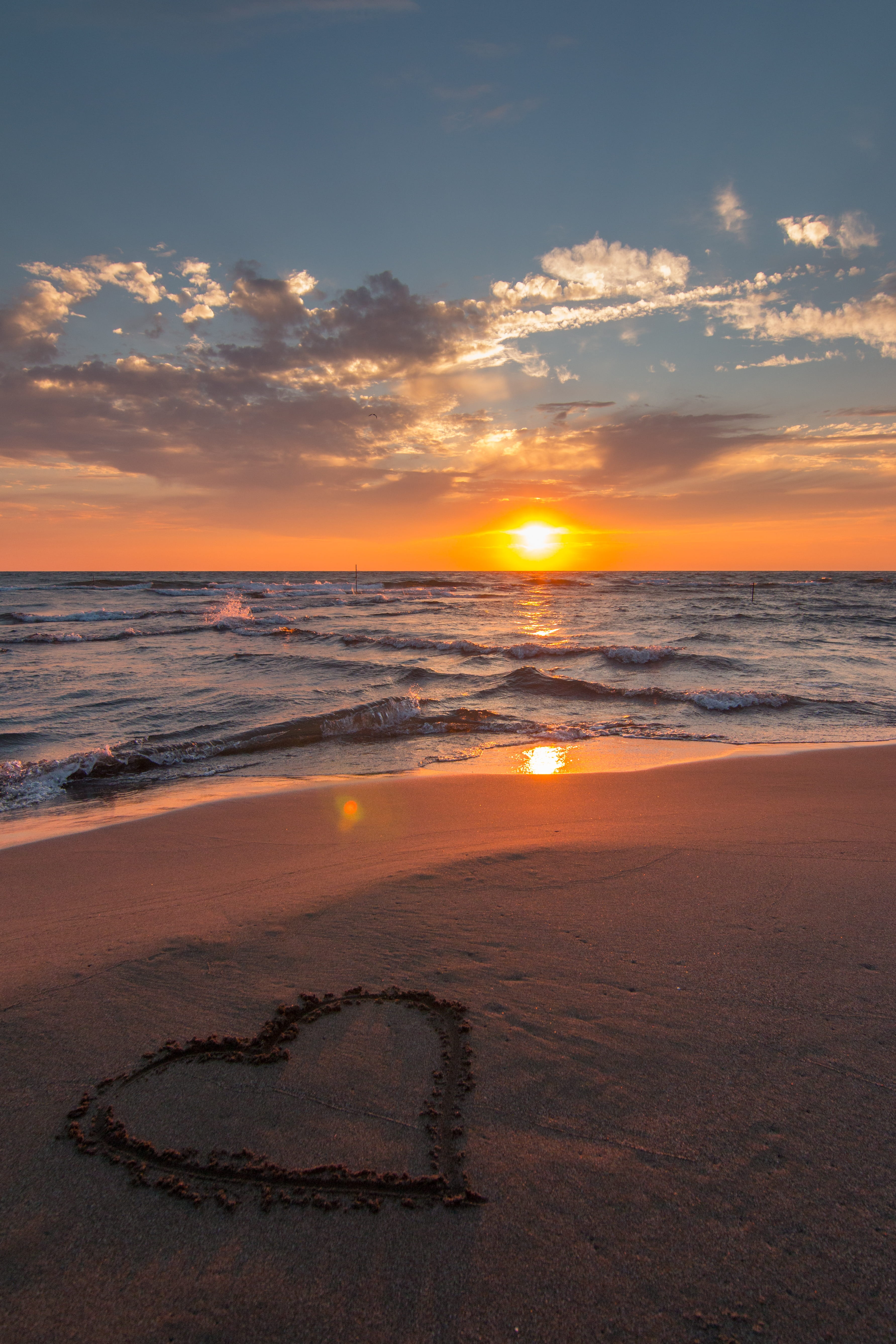 idyllic, yellow, sand, landscape, symbol, positive emotion, seashore, romance, bojana, cloud - sky, ada, holiday, sunny, vacation, golden hour, romantic, Phone HD Wallpaper