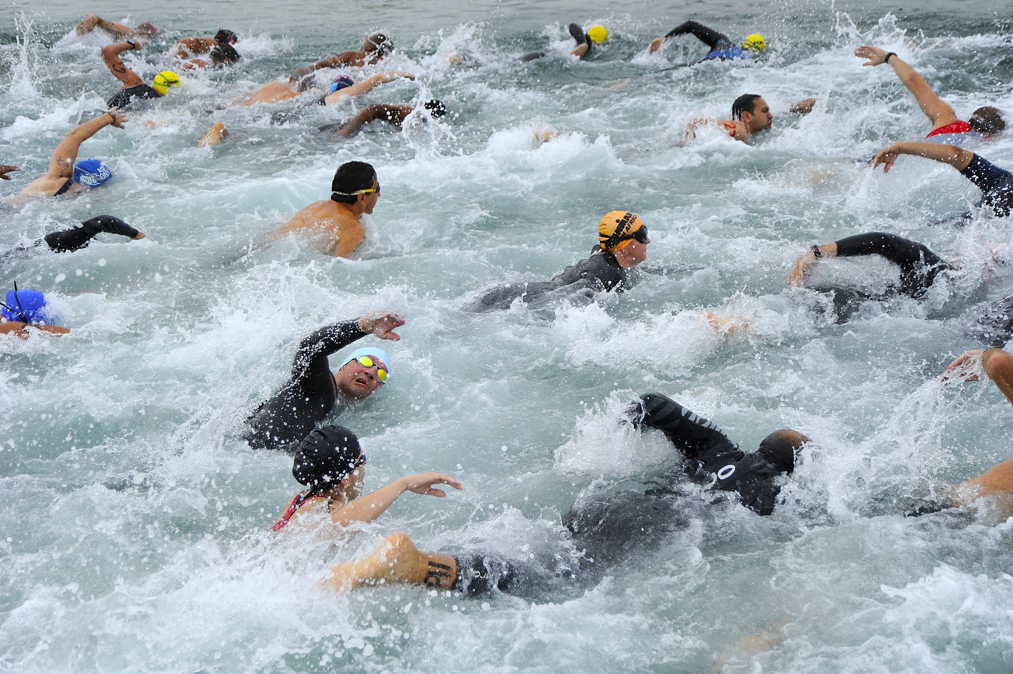 4K, competitive sport, sports, sport, splashing, challenge, lifestyles, water, swimming, speed, body, group, real people, outdoors, crowd, effort, leisure activity, HD Wallpaper