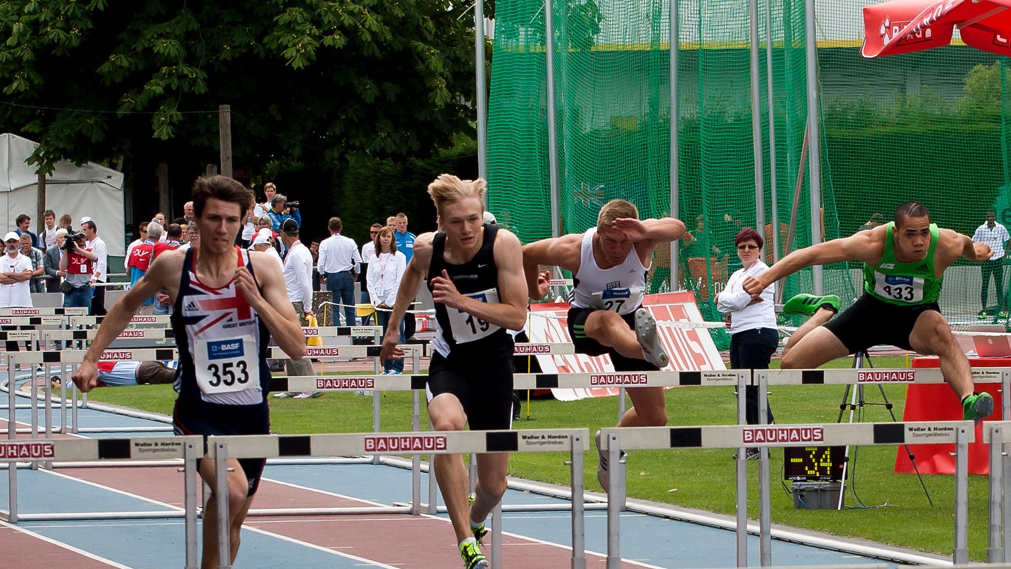 young adult, women, leisure activity, men, vitality, exercising, Athletics, Hurdles, competition, large group of people, people, crowd, group of people, HD Wallpaper