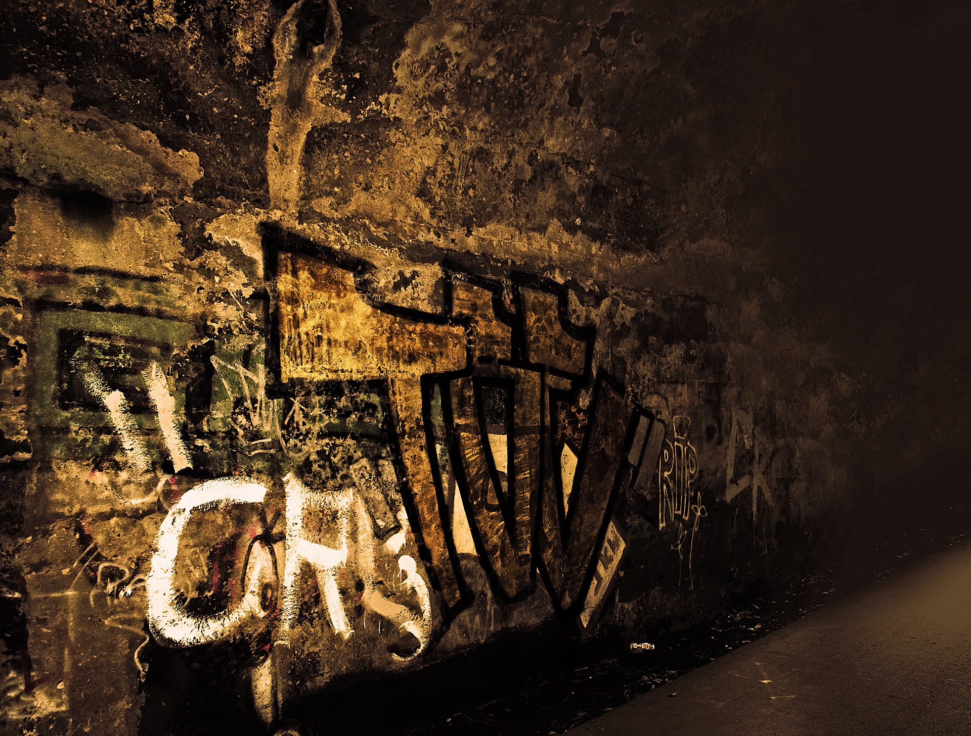 building, funky, brickwall, city, architecture, wall - building feature, graffiti, artistic, dirt, font, history, grunge, wall, day, illustration vandalism, HD Wallpaper