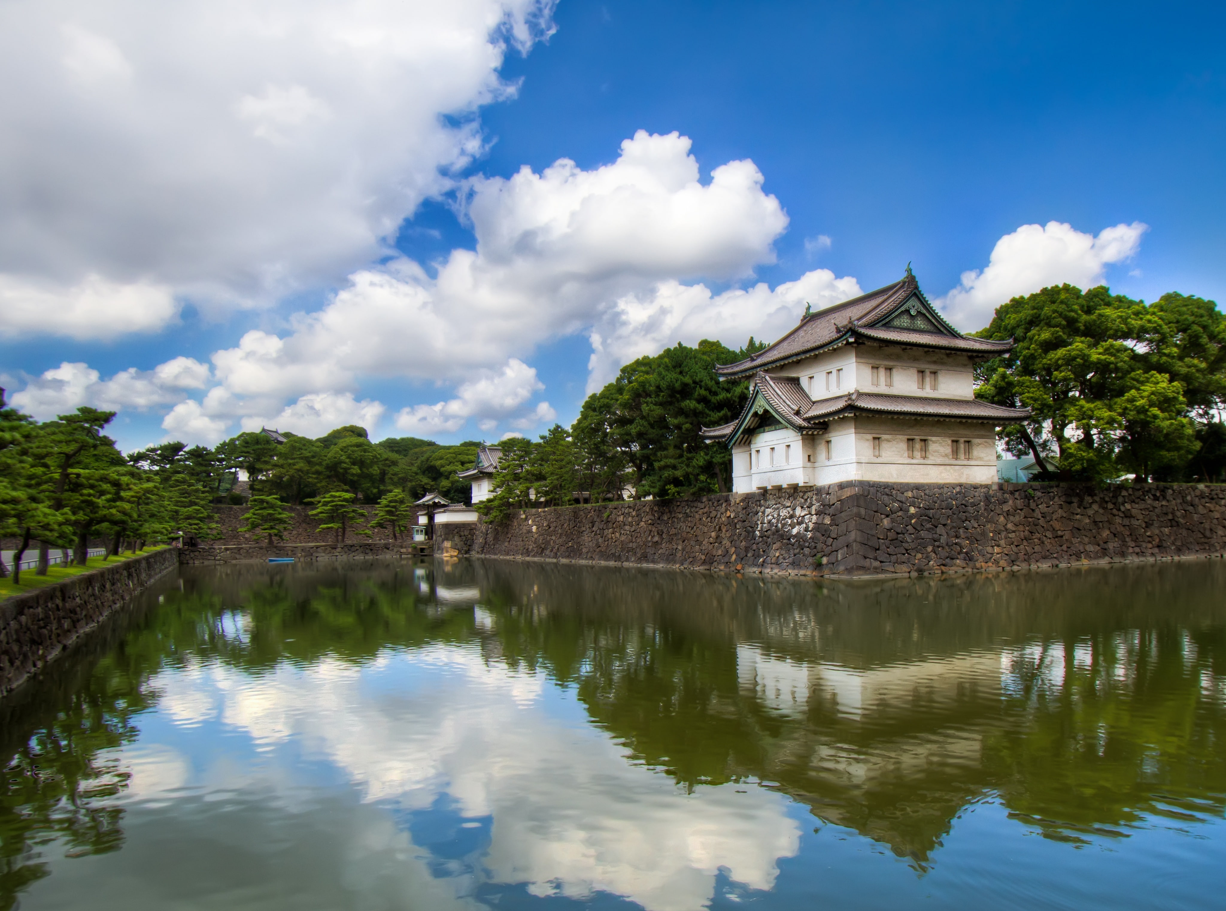 architecture, nature, outdoors, temple, Castle, pagoda, beauty in nature, residential district, cloud - sky, Palace, Reyes, built structure, Water, Tokyo, HD Wallpaper