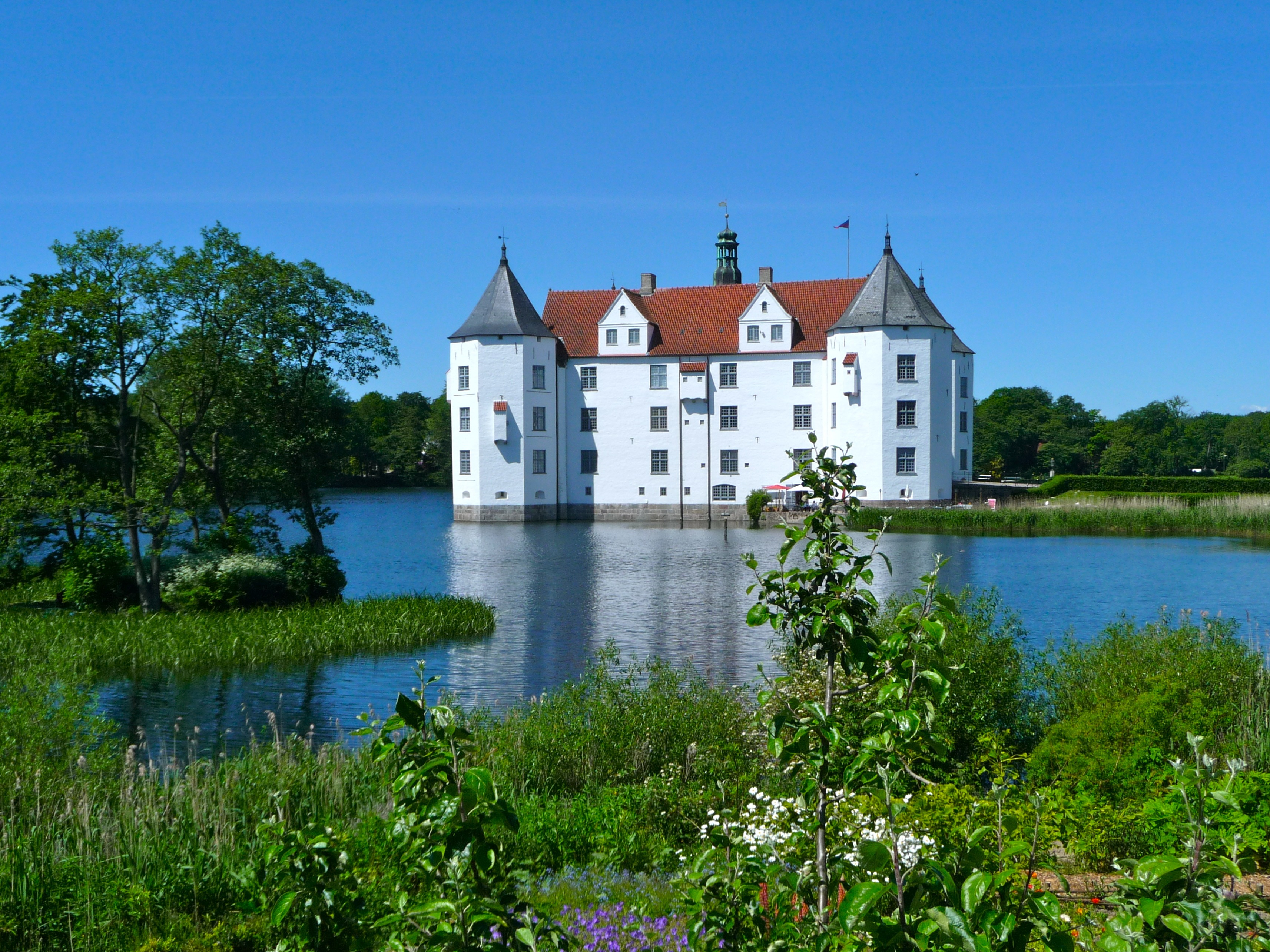 day, germany, water, tree, no people, tower, built structure, moat, plant, house, glücksburg castle, sky, outdoors, blue, residential district, building, HD Wallpaper