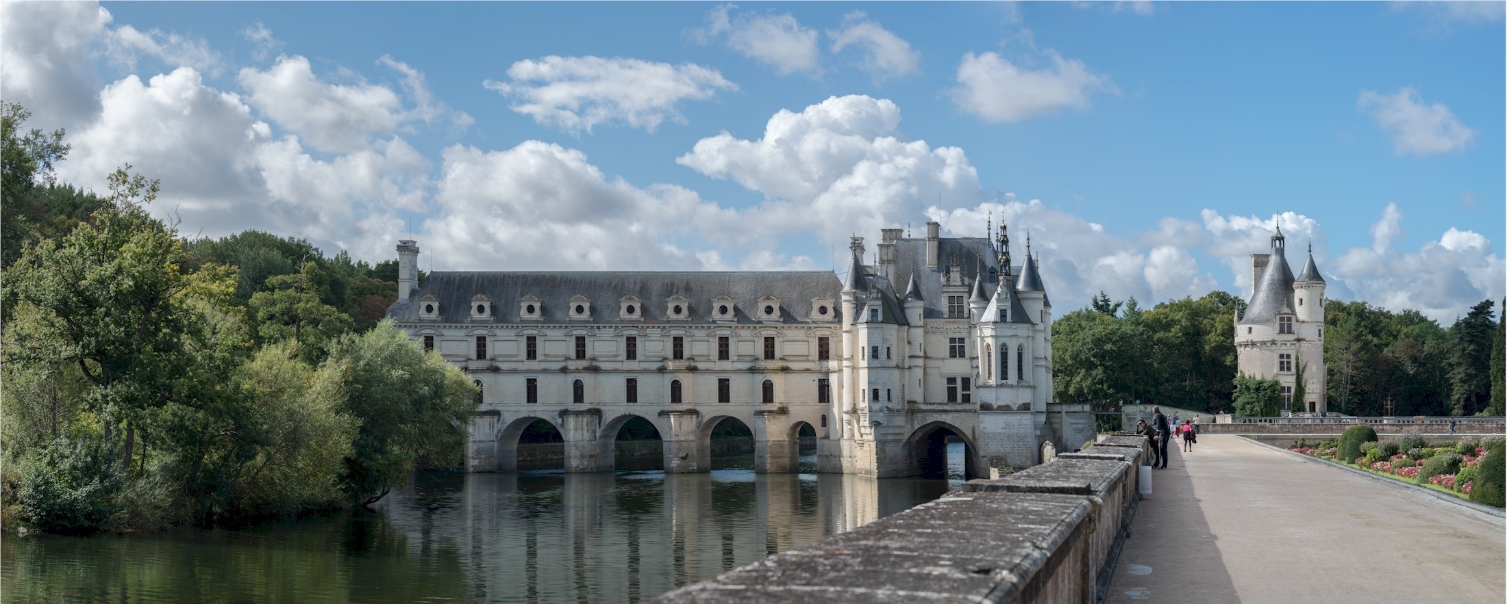 attraction, water, travel destinations, body, bridge - man made structure, renaissance, concrete, nature, château de chenonceau, moat, cloud - sky, tower, HD Wallpaper