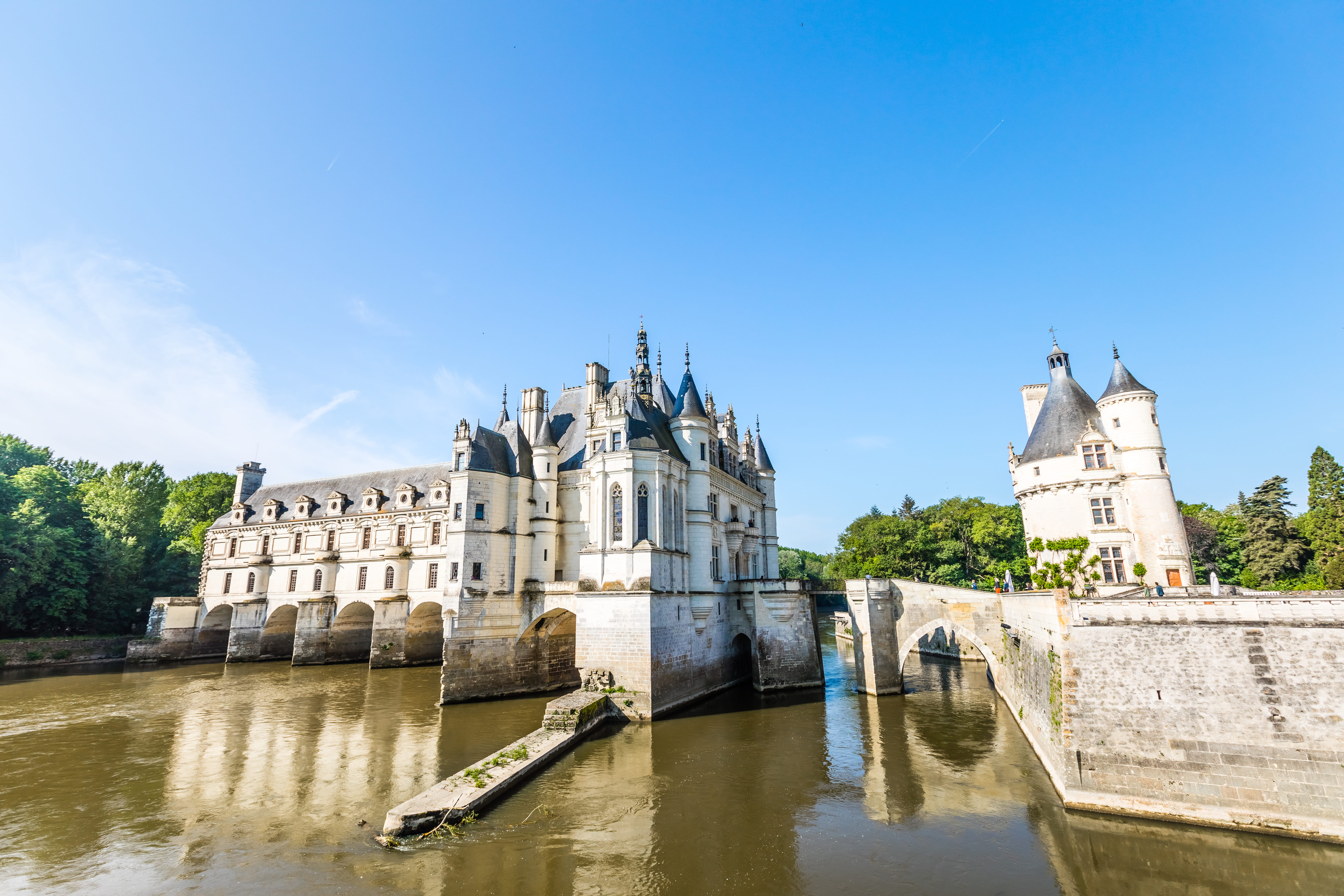 water, canal, castle, tourism, architecture, religion, bridge, travel, sunlight, no people, building exterior, moat, day, 5K, shadow, the past, waterfront, HD Wallpaper