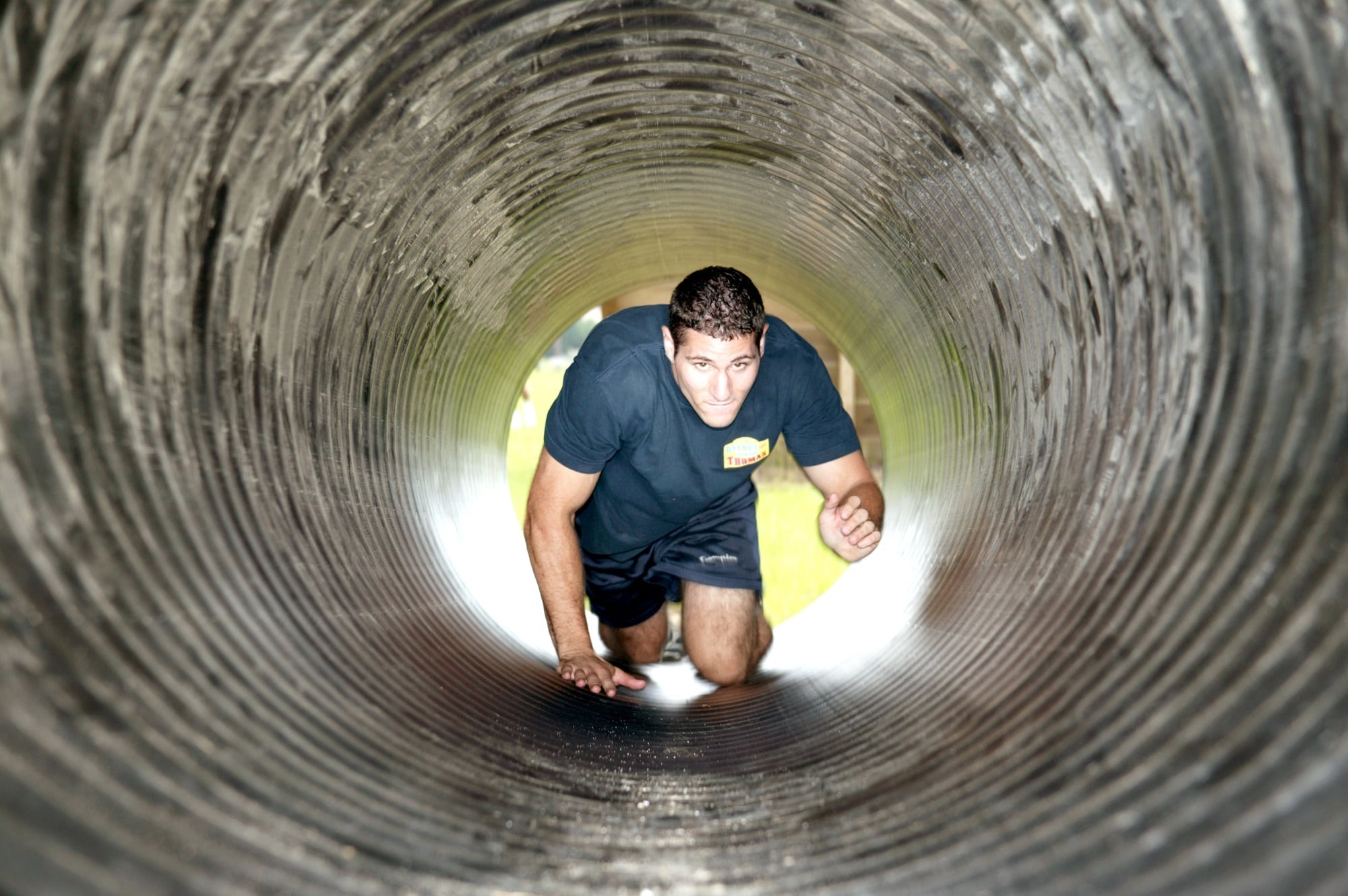 leisure activity, soldier, tube, fitness, concrete, military, tunnel, architecture, 1080P, circle, full length, course, adversity, mid adult, male, usa, HD Wallpaper