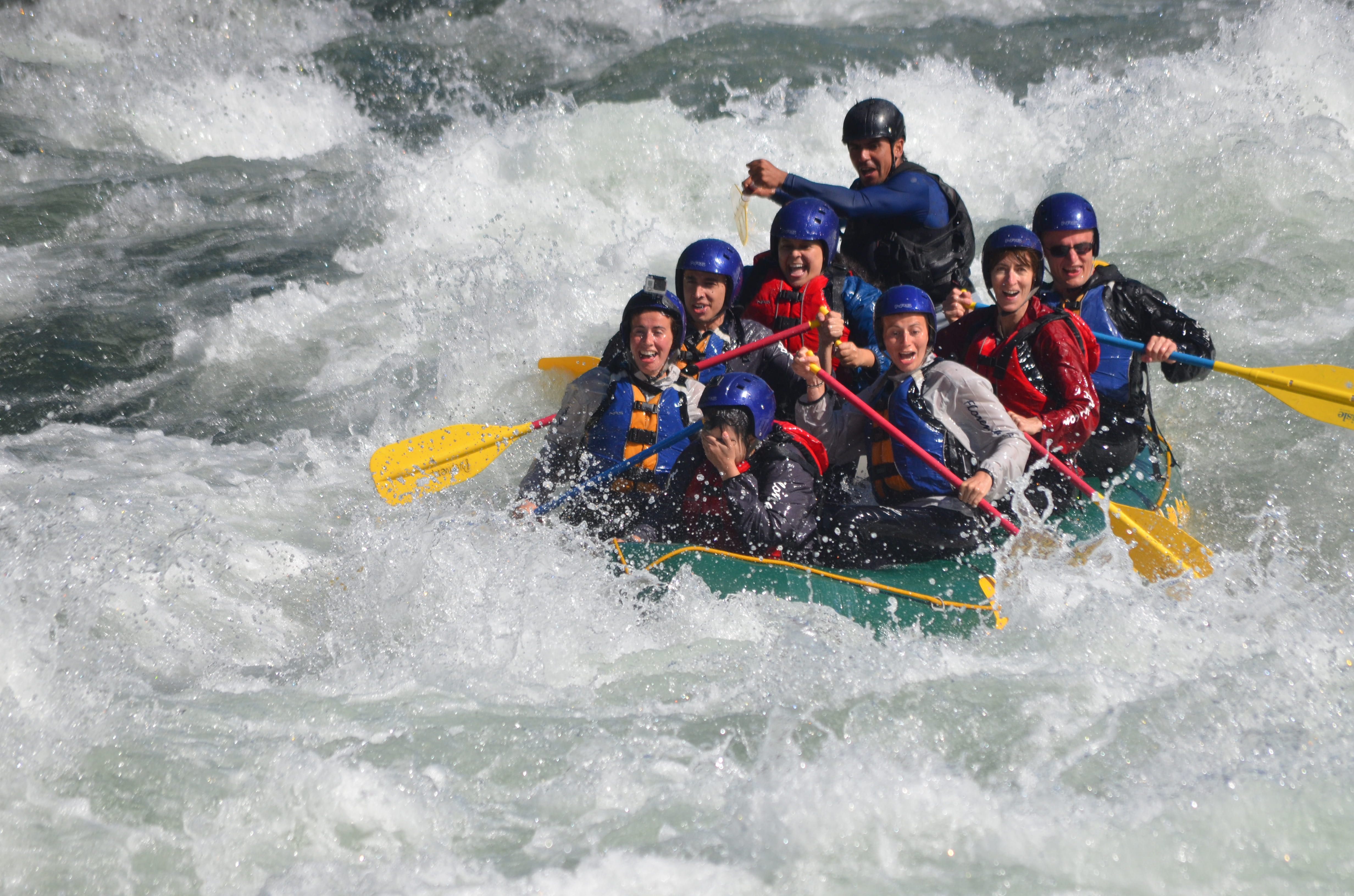 positive emotion, helmet, victoria, rent, extreme sports, motion, river, blue, excitement, union, 4K, fear, tassel, group of people, sport, team work, HD Wallpaper