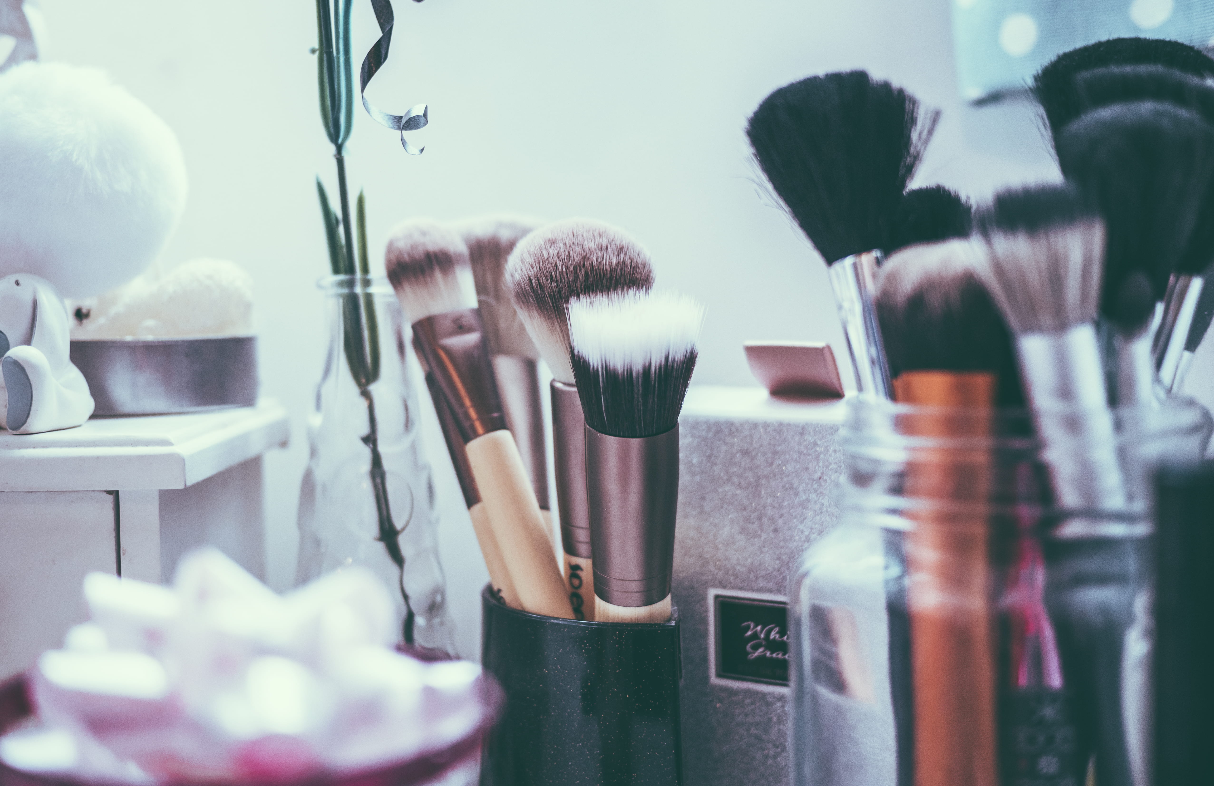 make-up brush, highlight, still life, 4K, photo, glass - material, plant, container, perfume, makeup, brushes, indoors, group of objects, no people, large group of objects, HD Wallpaper