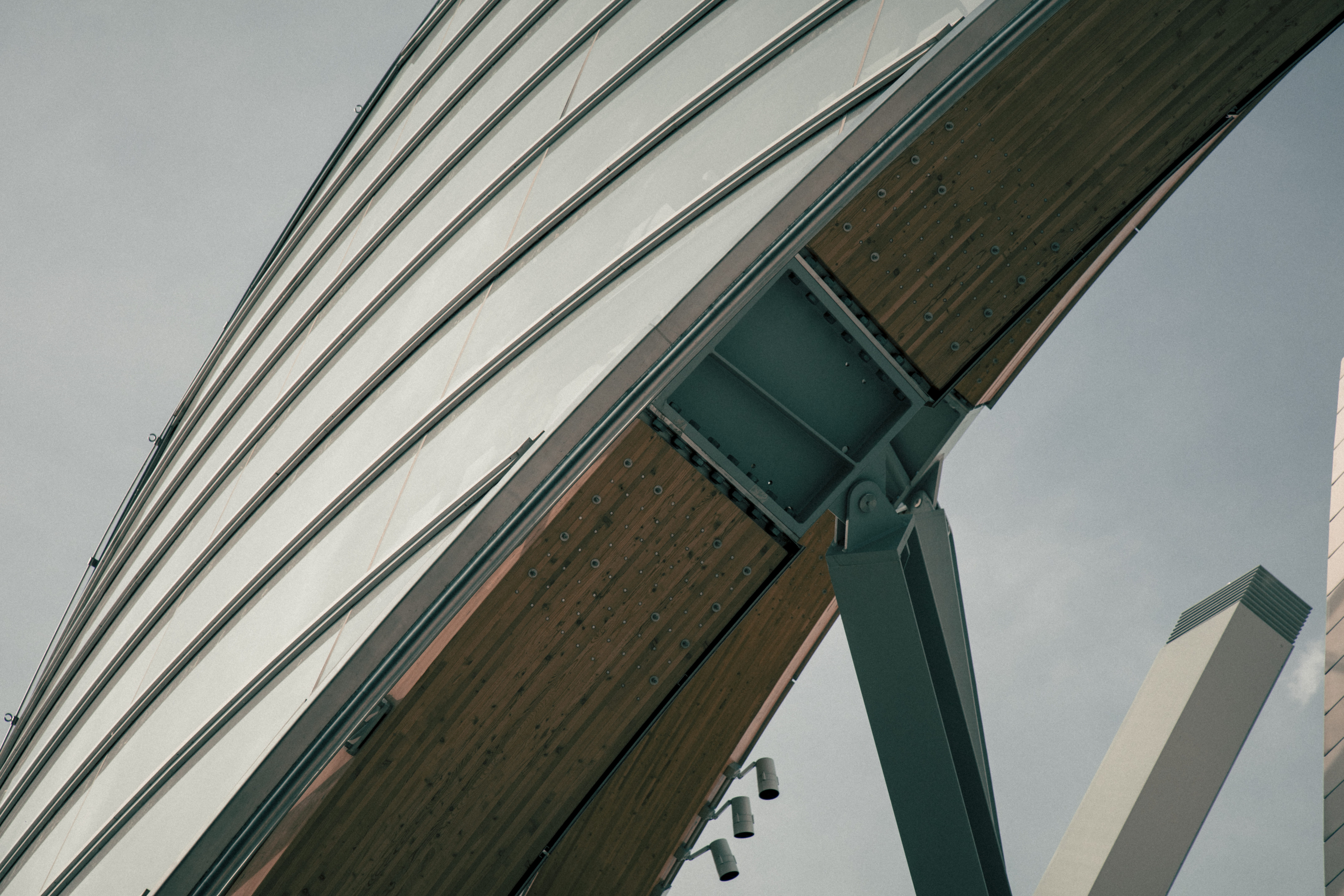beam, technology, louis vuitton, no people, lexan, white, building exterior, connection, spaceship, boat, outdoors, louis vuitton foundation, sky, paris, HD Wallpaper