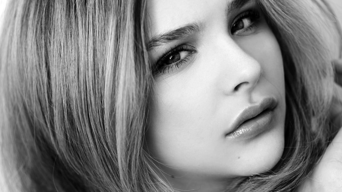 celebrity, straight hair, human hair, women, headshot, close-up, beauty, human body part, Chloë Grace Moretz, closeup, beautiful woman, adult, looking at camera, HD Wallpaper