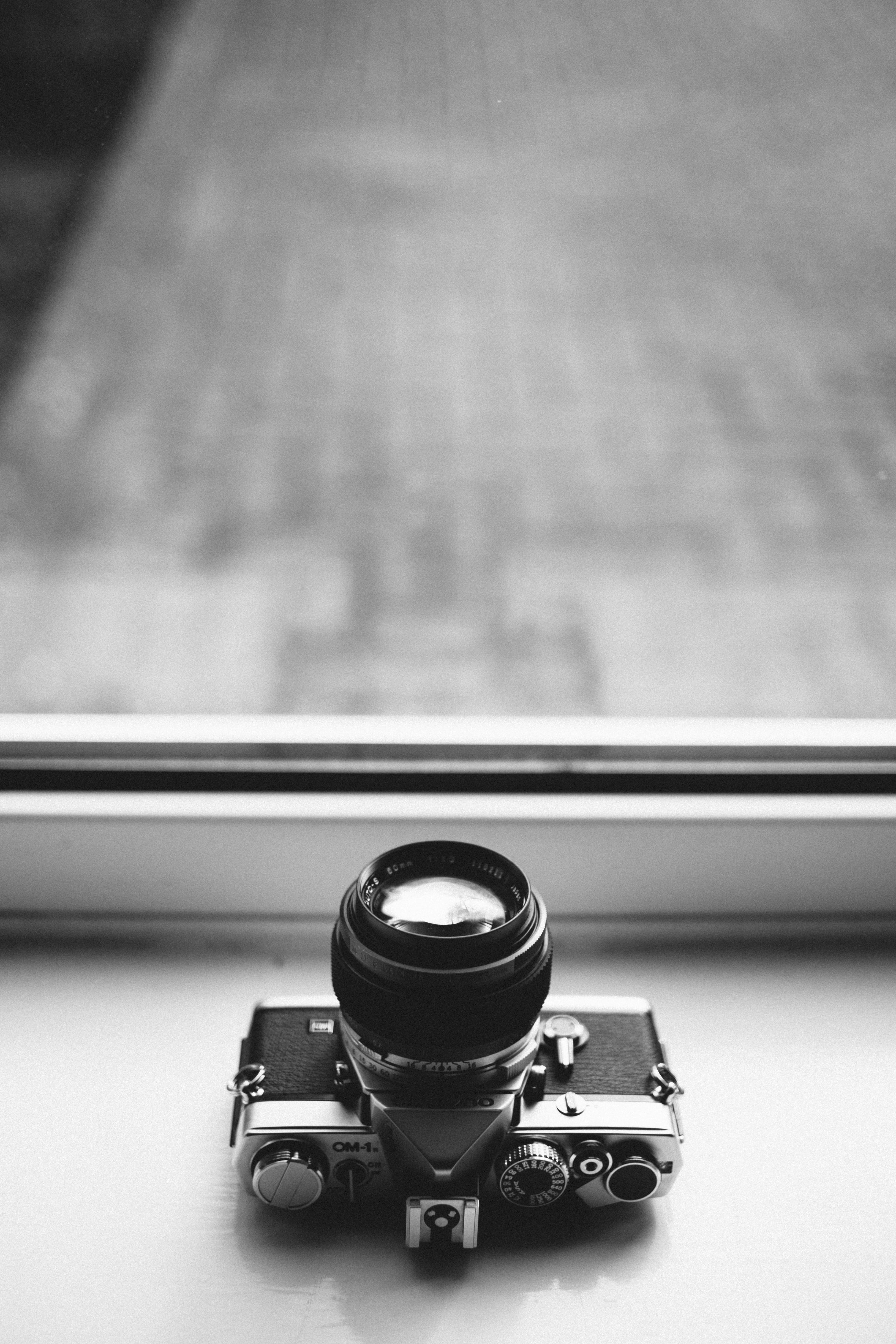 no people, man made object, dslr, zoom, industry, 4K, lens, photography, old, grayscale, lens - optical instrument, indoors, close-up, camera - photographic equipment, Phone HD Wallpaper