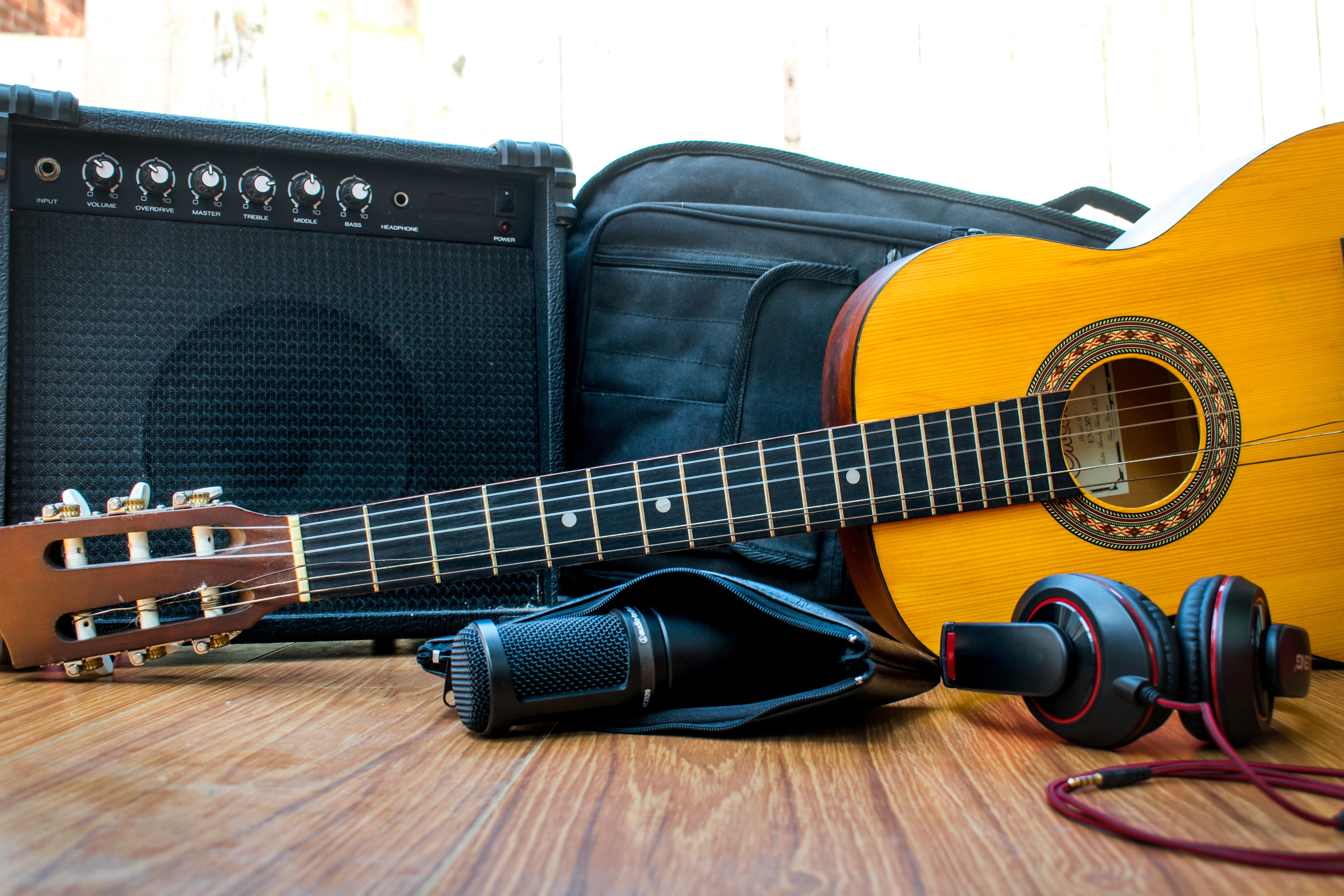 flooring, control, string, musical instrument, studio, electric guitar, string instrument, musical instrument string, indoors, no people, bag, noise, playing, HD Wallpaper