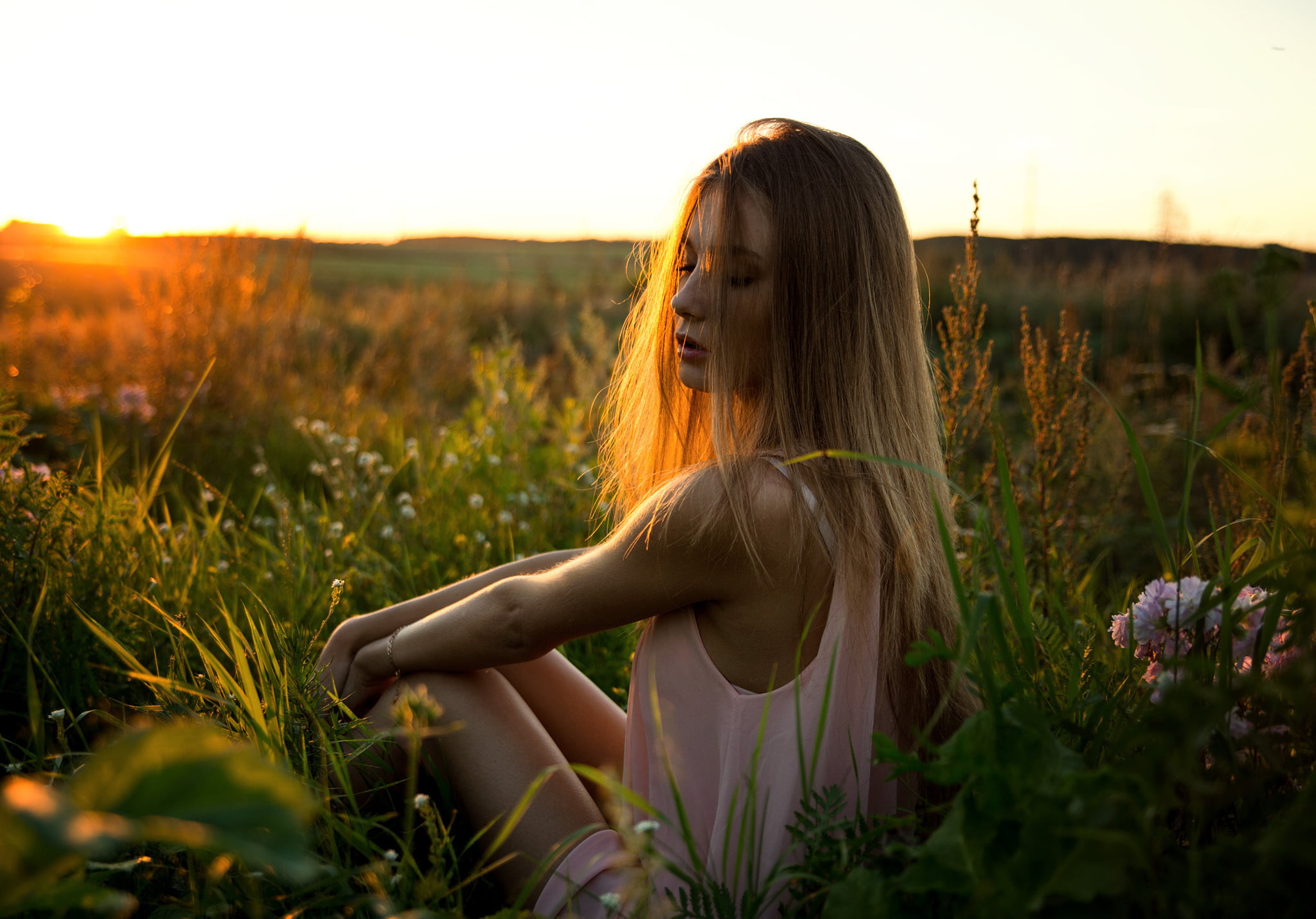 horizon, girl, nature, portrait, relax, Dmitrij Butvilovskij, ideal, 1080P, the beauty, sunset, beautiful, grass, flowers, field, bokeh, Viktoria, summer, HD Wallpaper