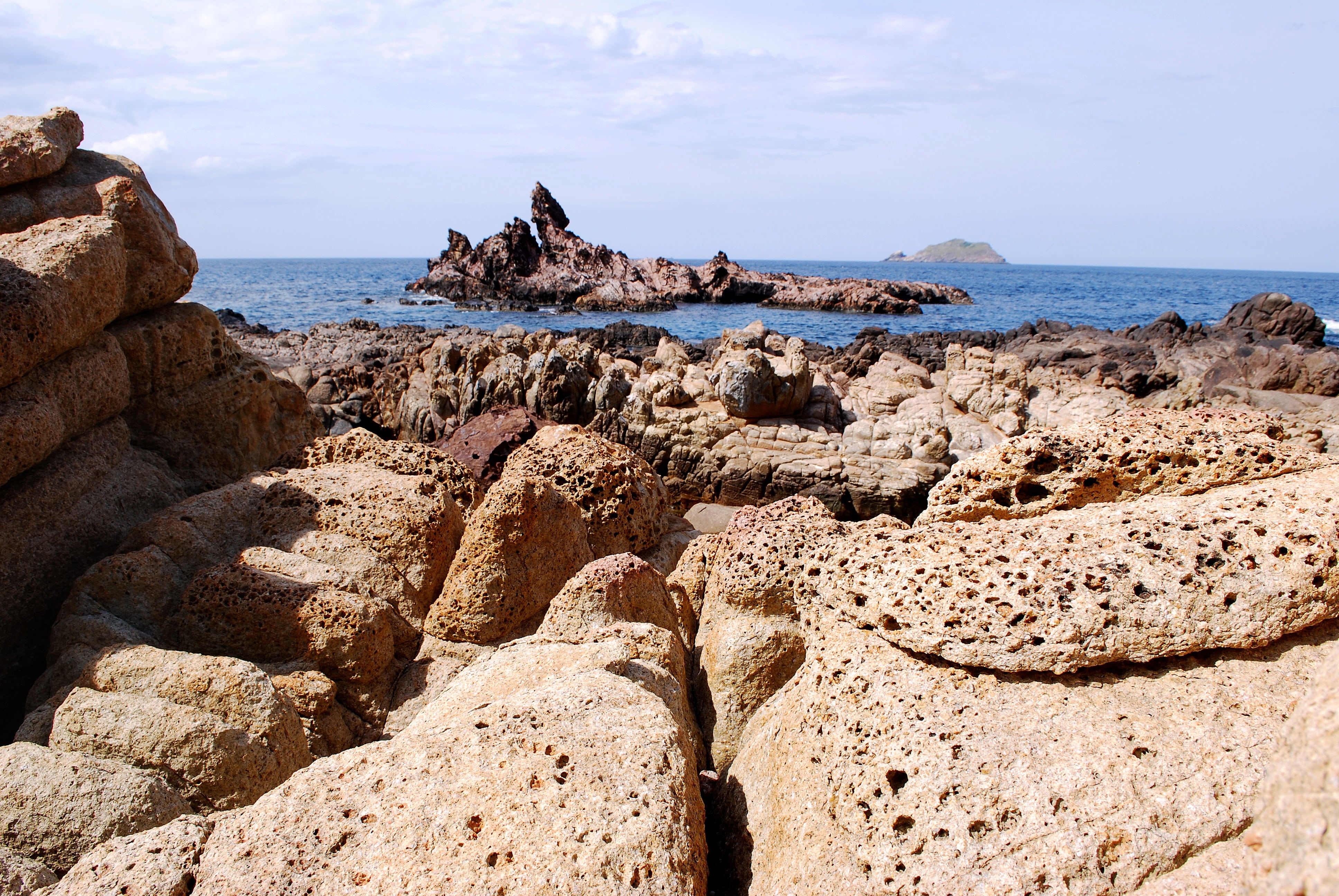 natural, blue sea, sky, holiday, beach, tranquility, travel flask, scenics - nature, rock, the beach, water, travel, solid, day, land, wind waist, destination, HD Wallpaper