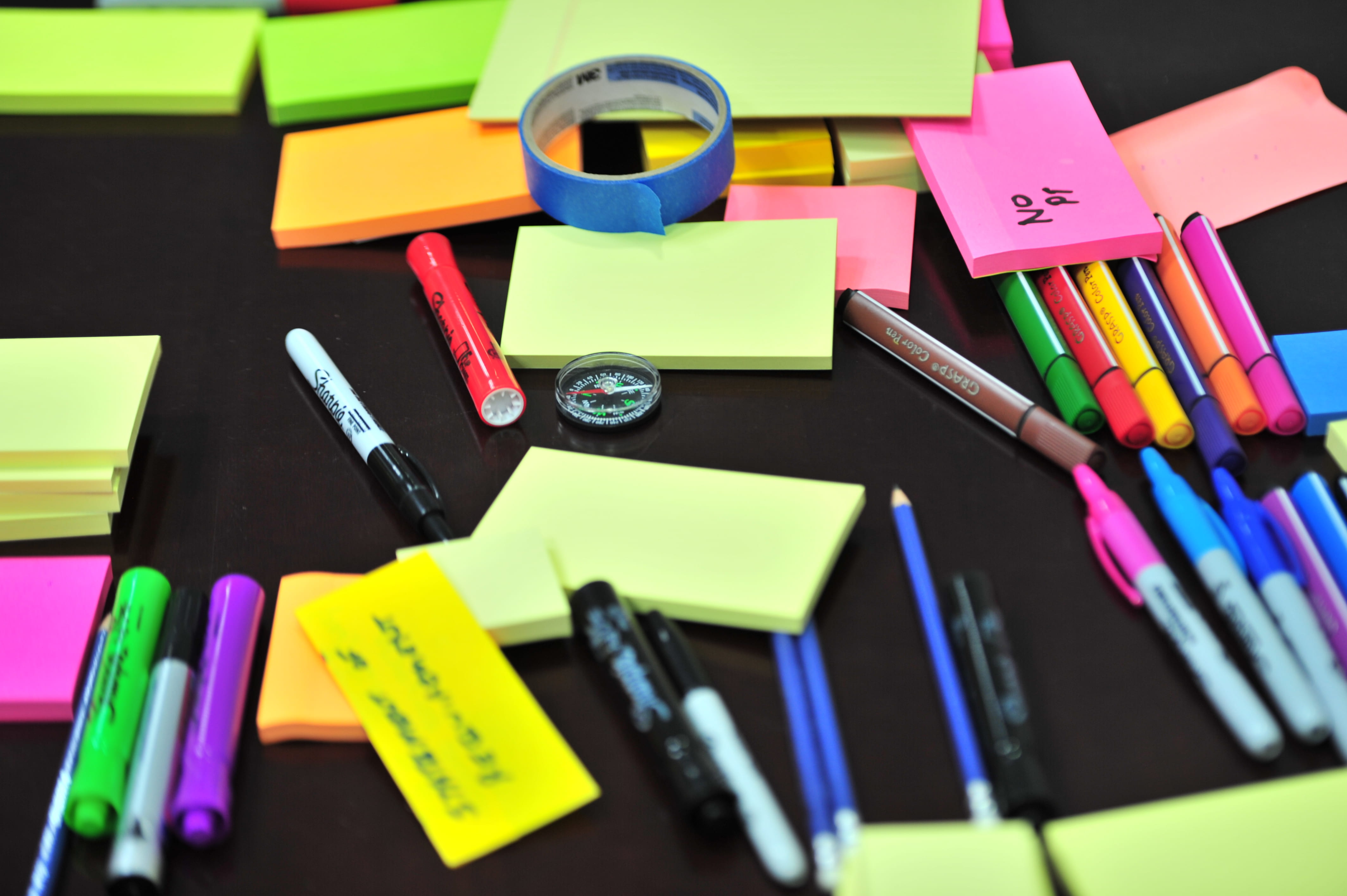 4K, school, note, indoors, creativity, pen, crayon, write, palette, business, composition, office, education, sticky notes, paper, art materials, no people, HD Wallpaper