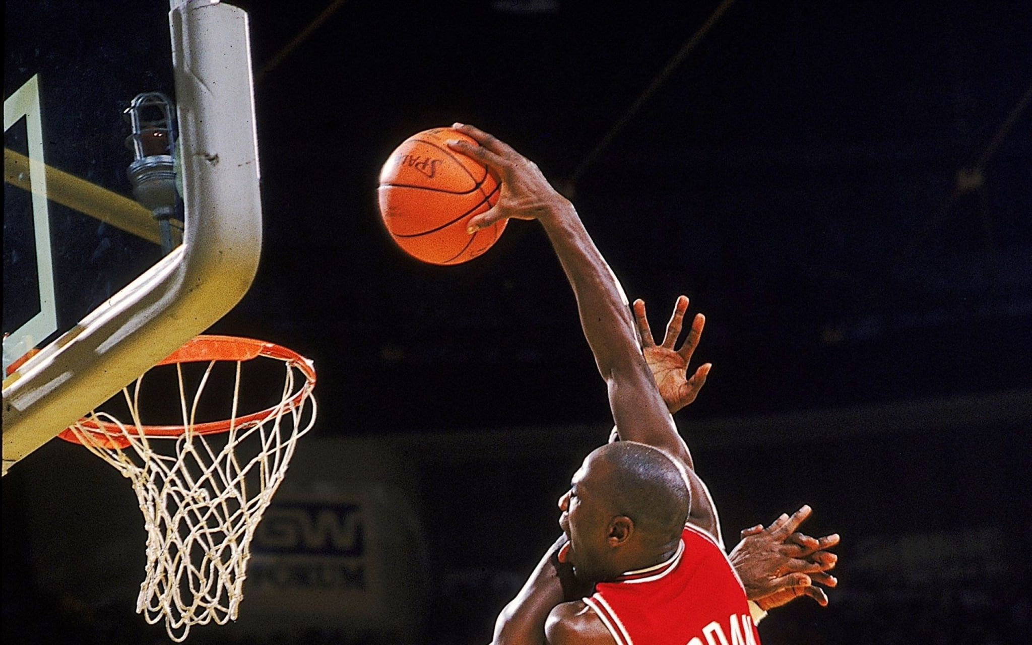 one person, sport, skill, michael jordan  desktop  downloads, men, athlete, basketball hoop, ball, basketball - sport, making a basket, indoors, motion, HD Wallpaper