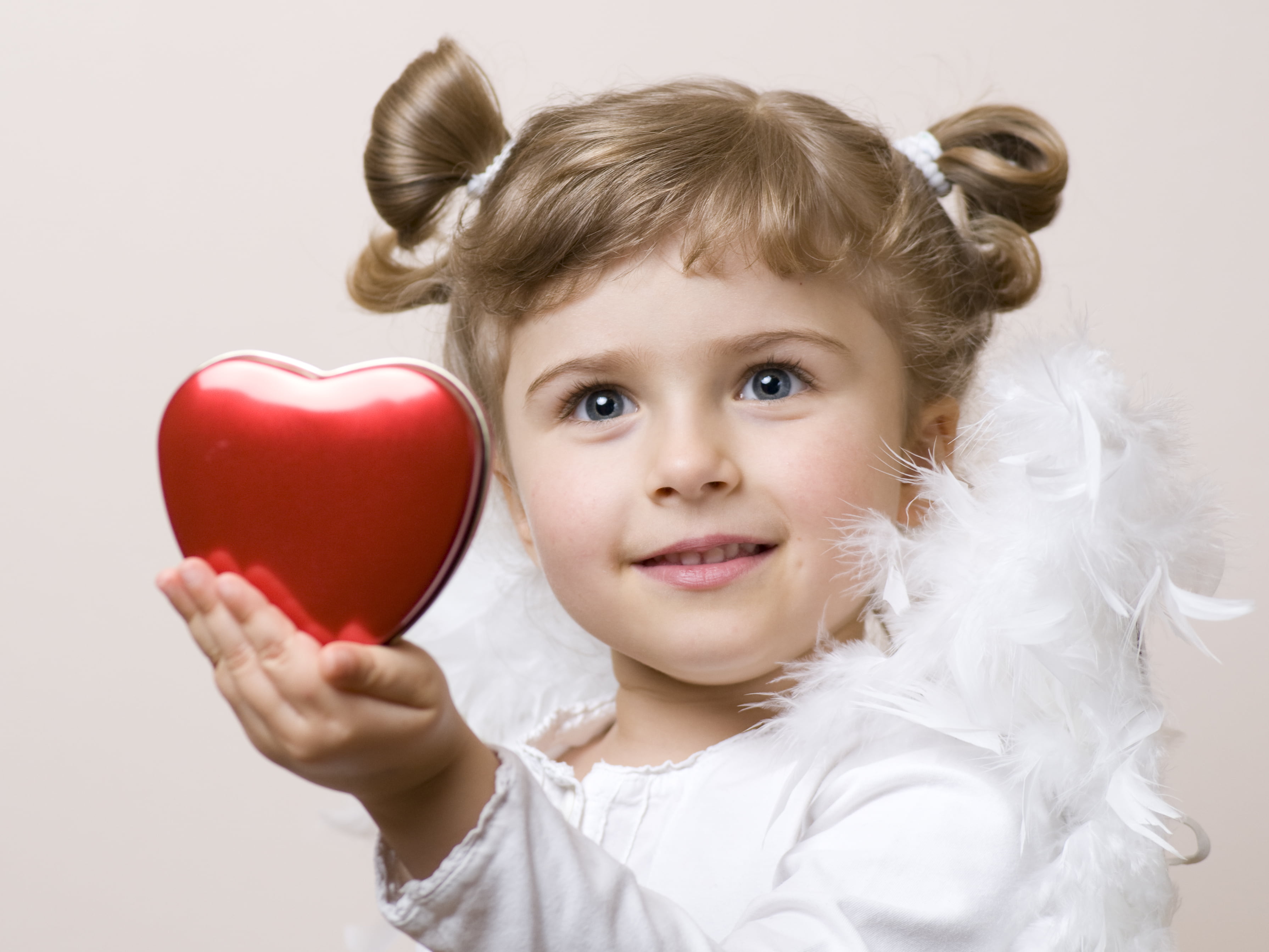 heart Shape, girls, holidays And Celebrations, people, beautiful, babies And Children, white background, innocence, childhood, portrait, boys, happiness, HD Wallpaper