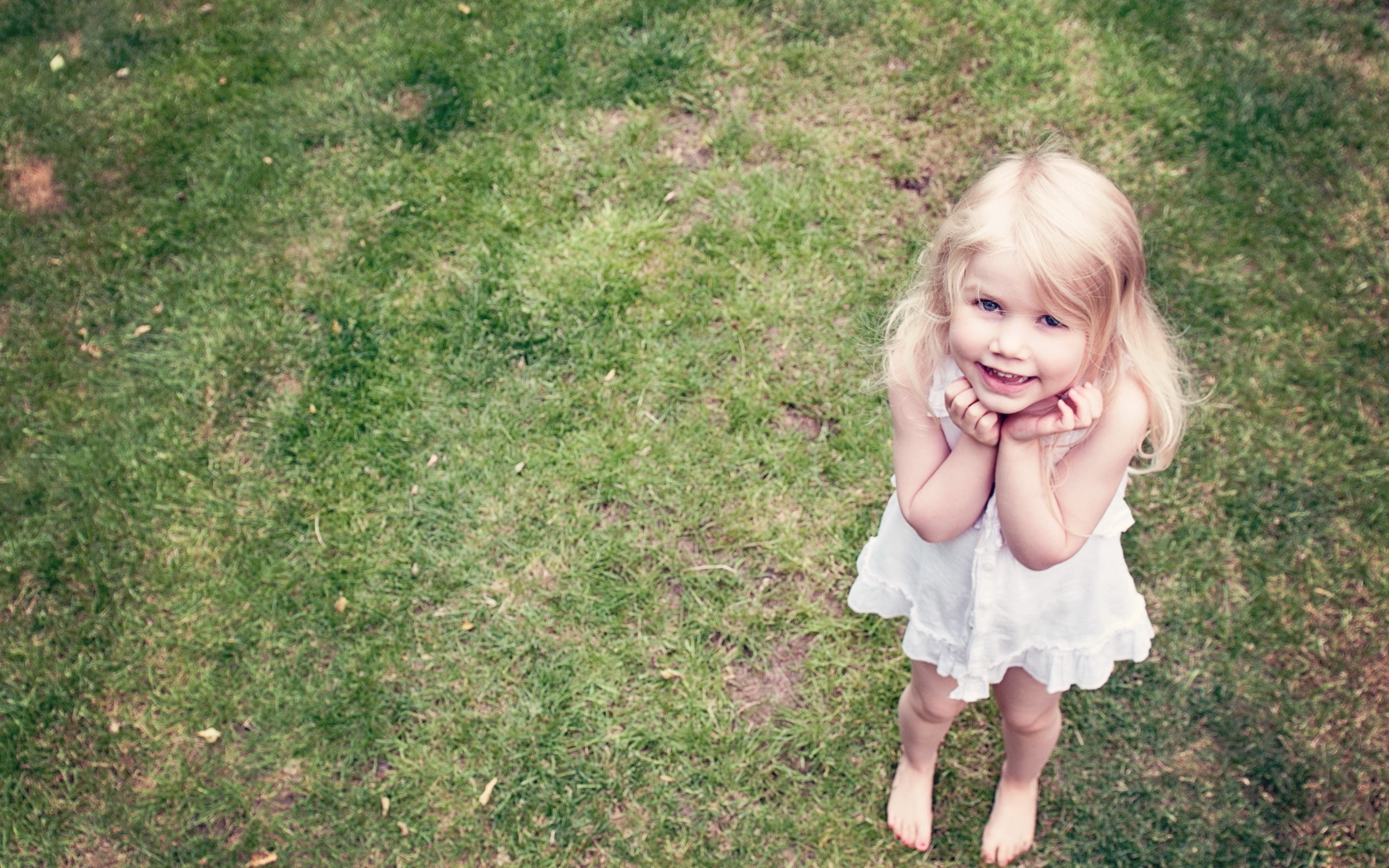 little girl, spirit, angel, 2K, smile, HD Wallpaper