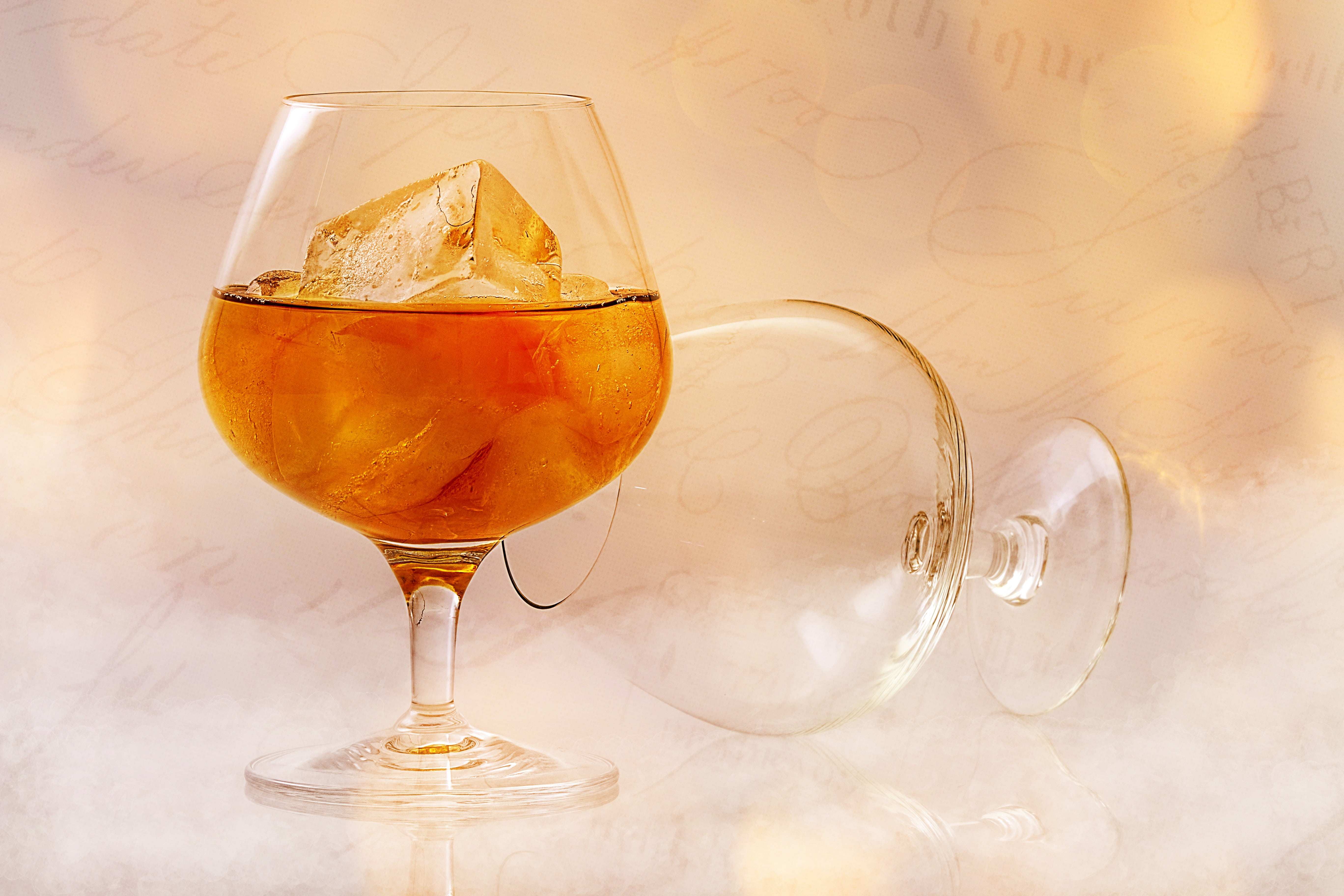 lichtspiel, no people, smoke, cold temperature, household equipment, food and drink, glass - material, alcohol, ice cubes, close-up, food, rose wine, cocktail, HD Wallpaper