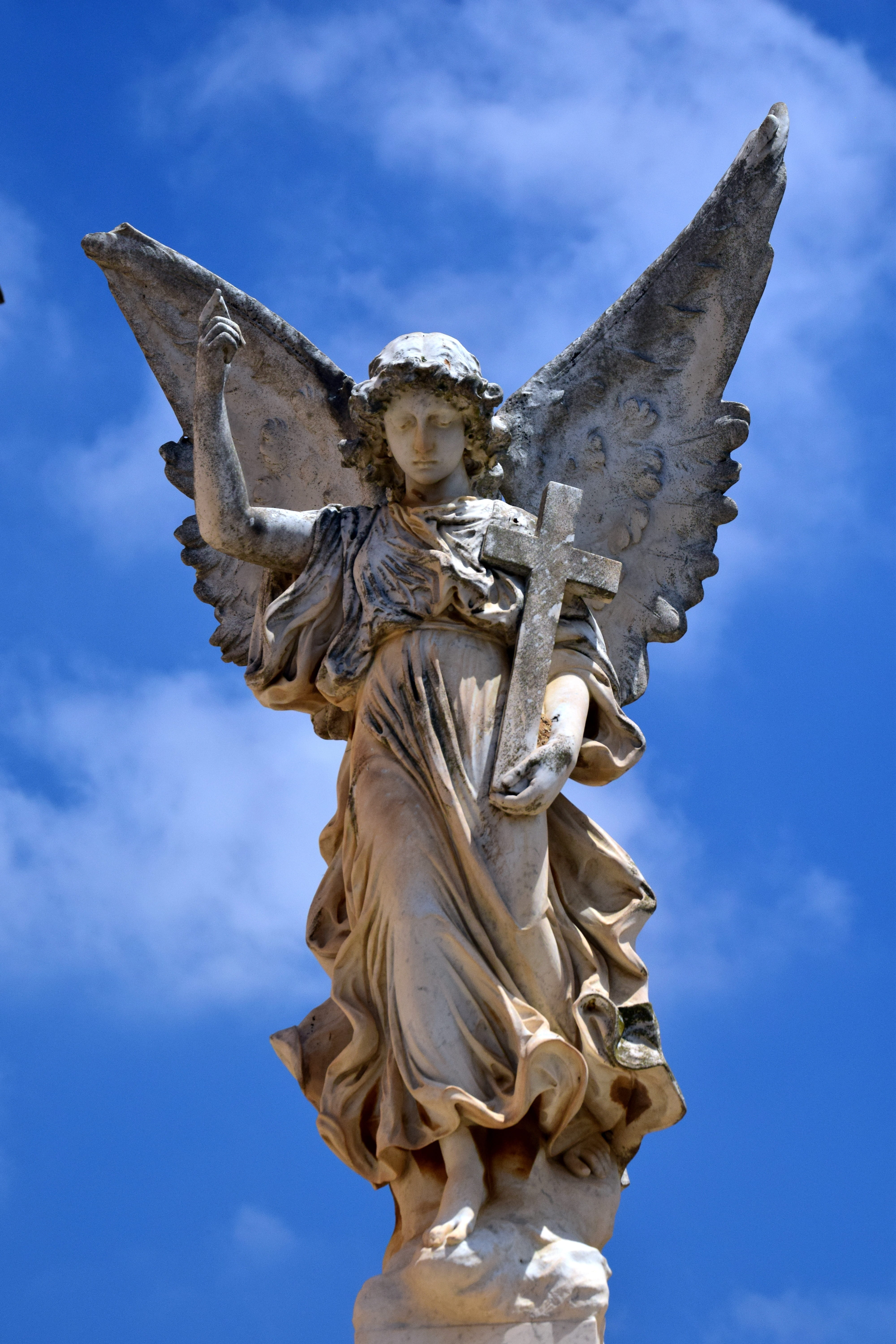 animal wing, guard, wing, protection, cemetery, sky messenger, gabriel, outdoors, craft, christianity, representation, art and craft, 5K, faith, grave, Phone HD Wallpaper