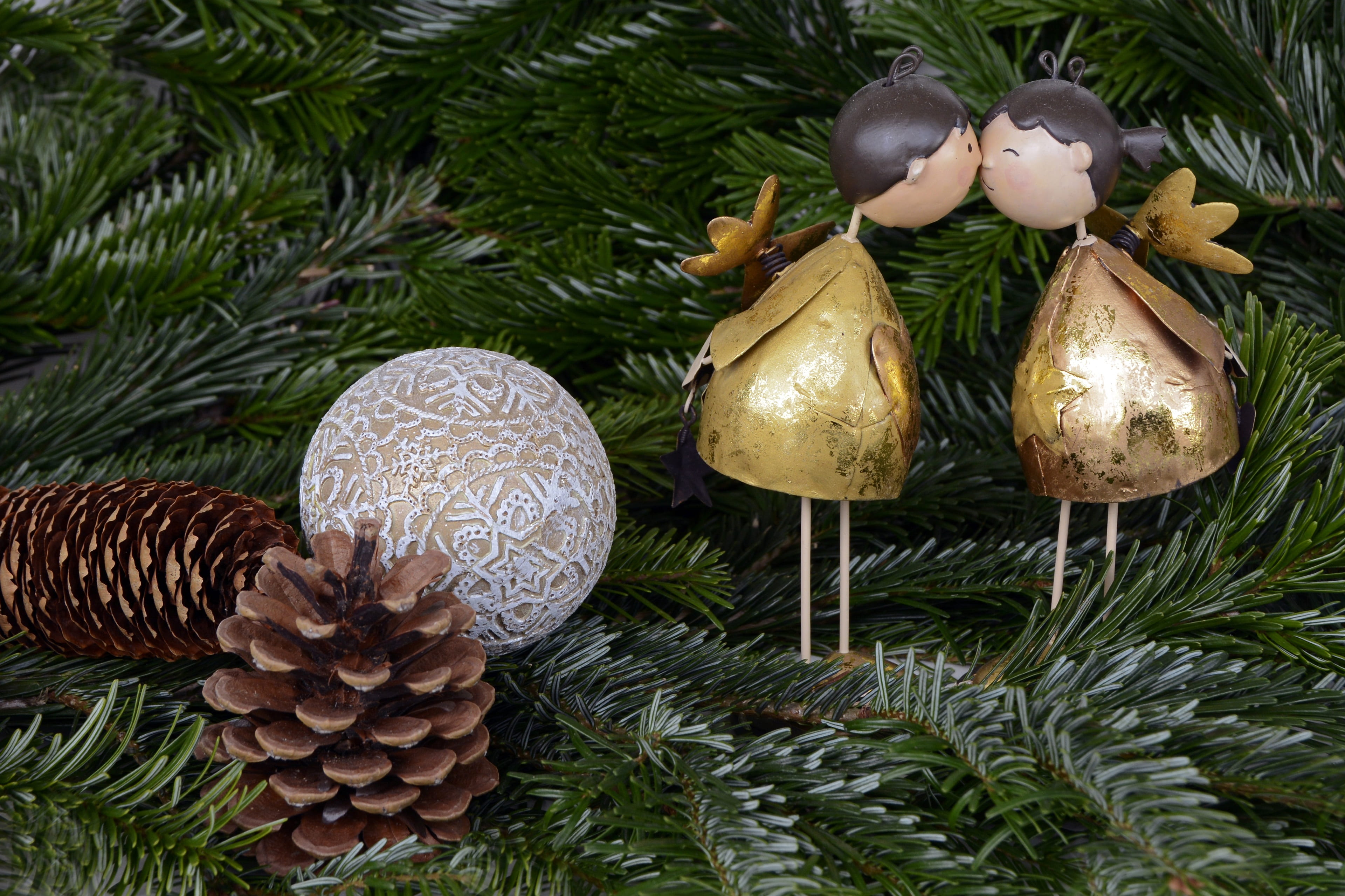 christmas time, two, satisfied, christmas greeting, christmas images, christmas ornament, coniferous tree, satisfaction, representation, pine cone, angel, HD Wallpaper
