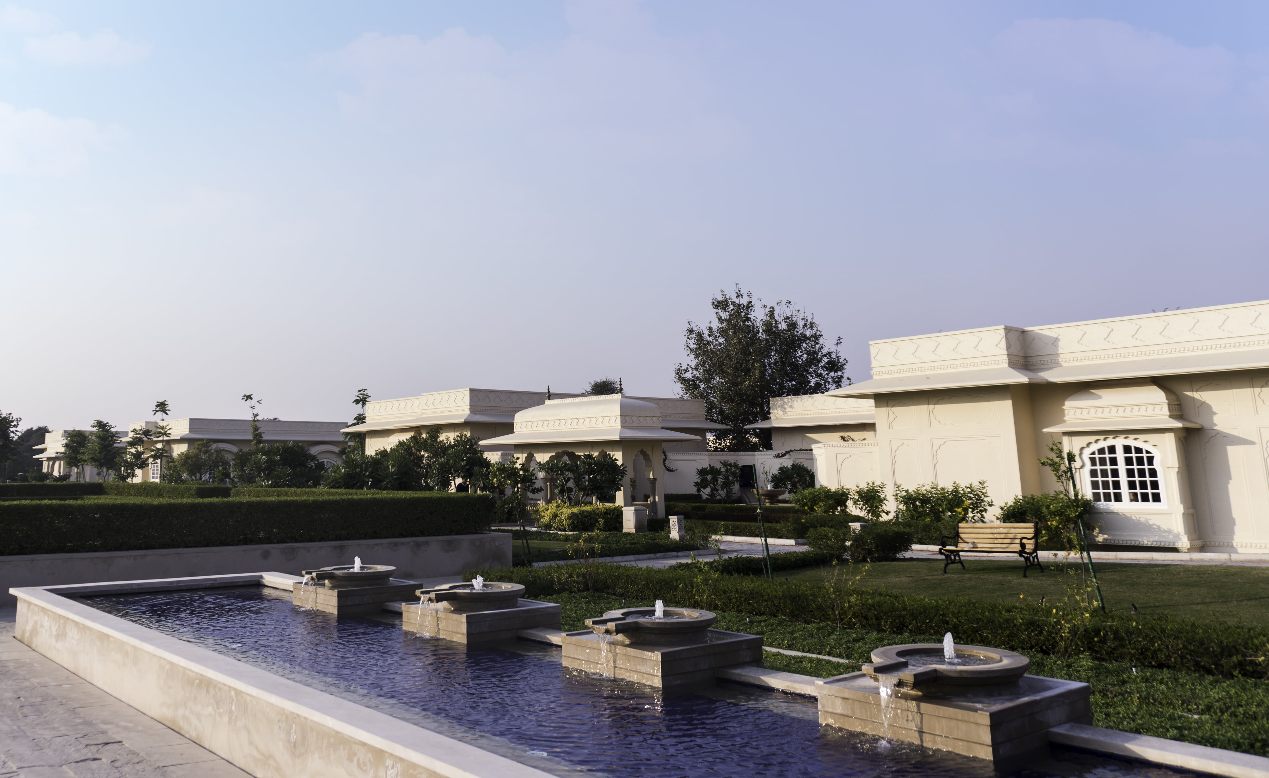 luxury, plants, pool, food, clear sky, 5 star, city, nature, no people, risk-, plant, business, tree, outdoors, wall, customer, advantage, building, swimming pool, HD Wallpaper