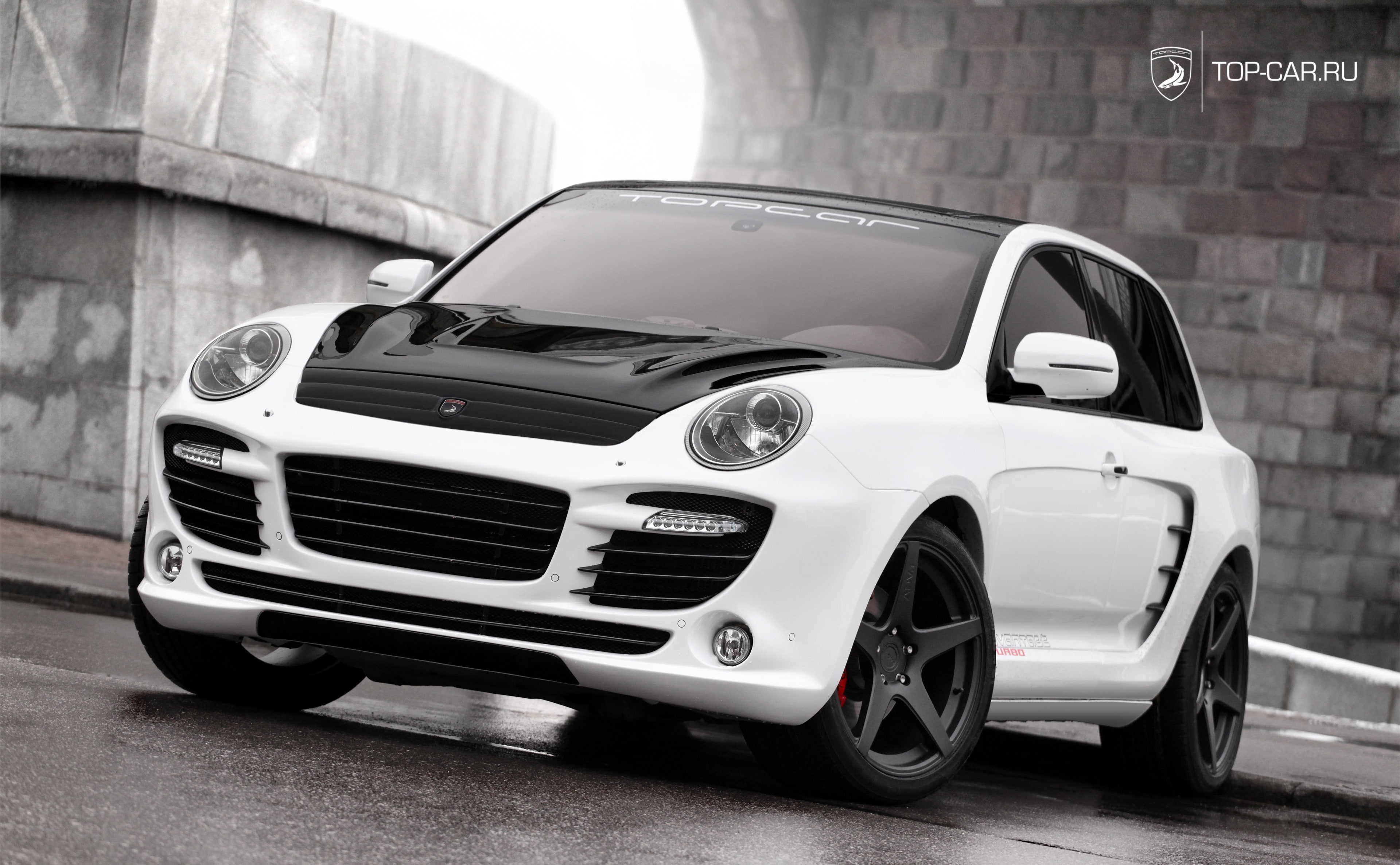 gt, land vehicle, sports car, sportcar, car, white, retro styled, day, architecture, luxury, wealth, cayenne, transportation, advantage, topcar, mode of transportation, HD Wallpaper