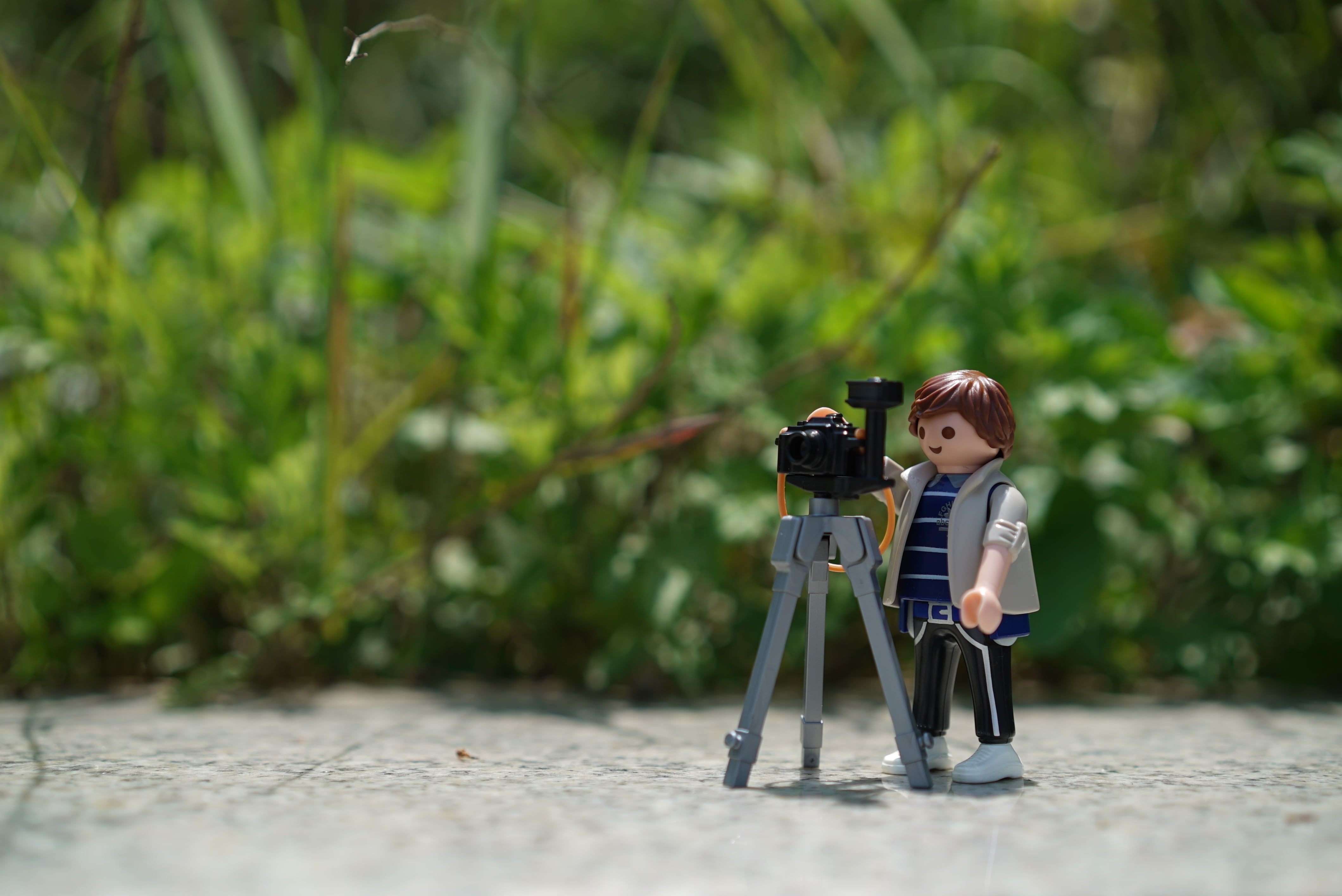 boys, outdoors, playmobil, men, camera, 4K, nature, tripod, level, day, cute, lego, focus on foreground, innocence, looking, man, childhood, tilt, toy, HD Wallpaper