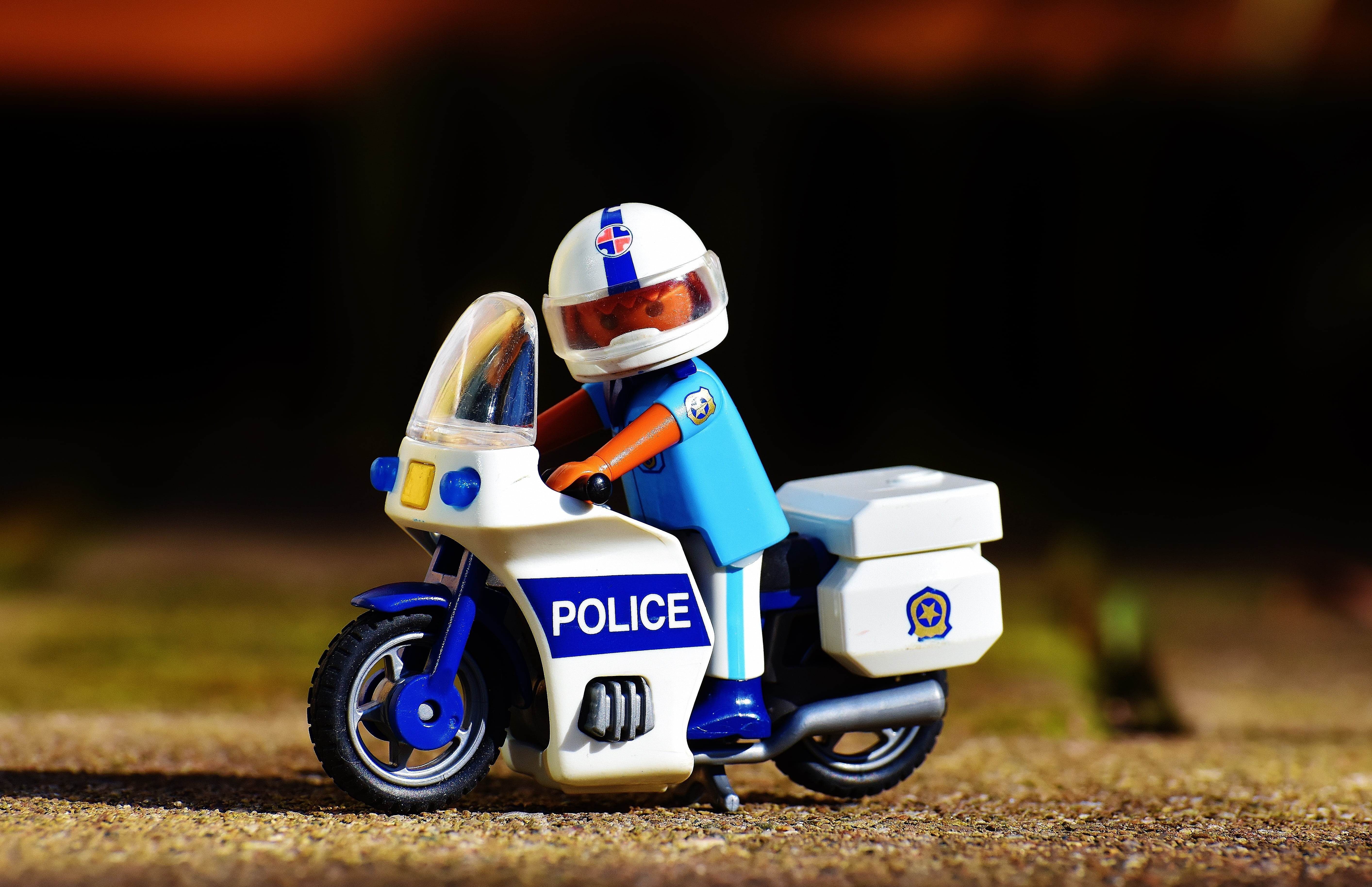 sports race, males, cop, transportation, two wheeled vehicle, competition, police, childhood, child, motorcycle, portrait, figure, toys, focus on foreground, HD Wallpaper
