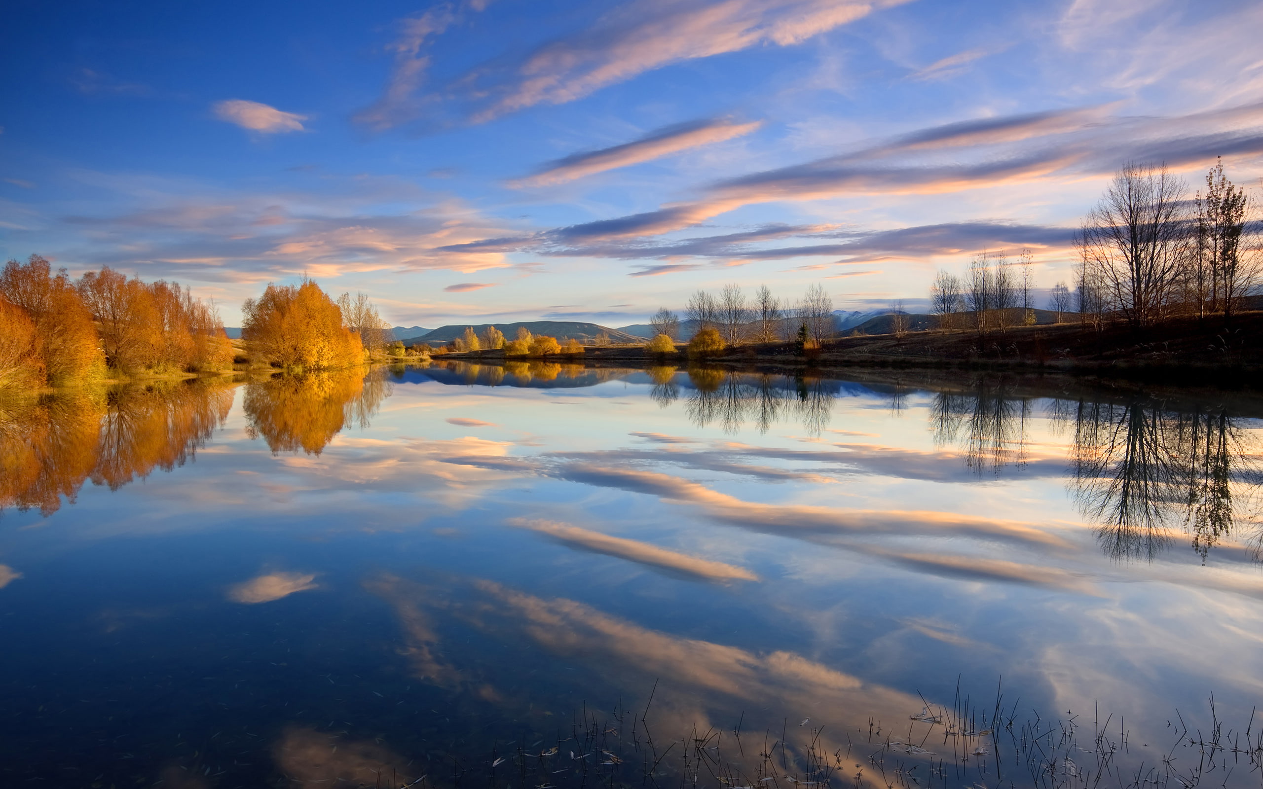 beauty, kellandponds, 2K, twizelnewzealand, blue, trees, nature, sky, landscape, reflected, water, autumn, clouds, photography, reflections, newzealand, HD Wallpaper