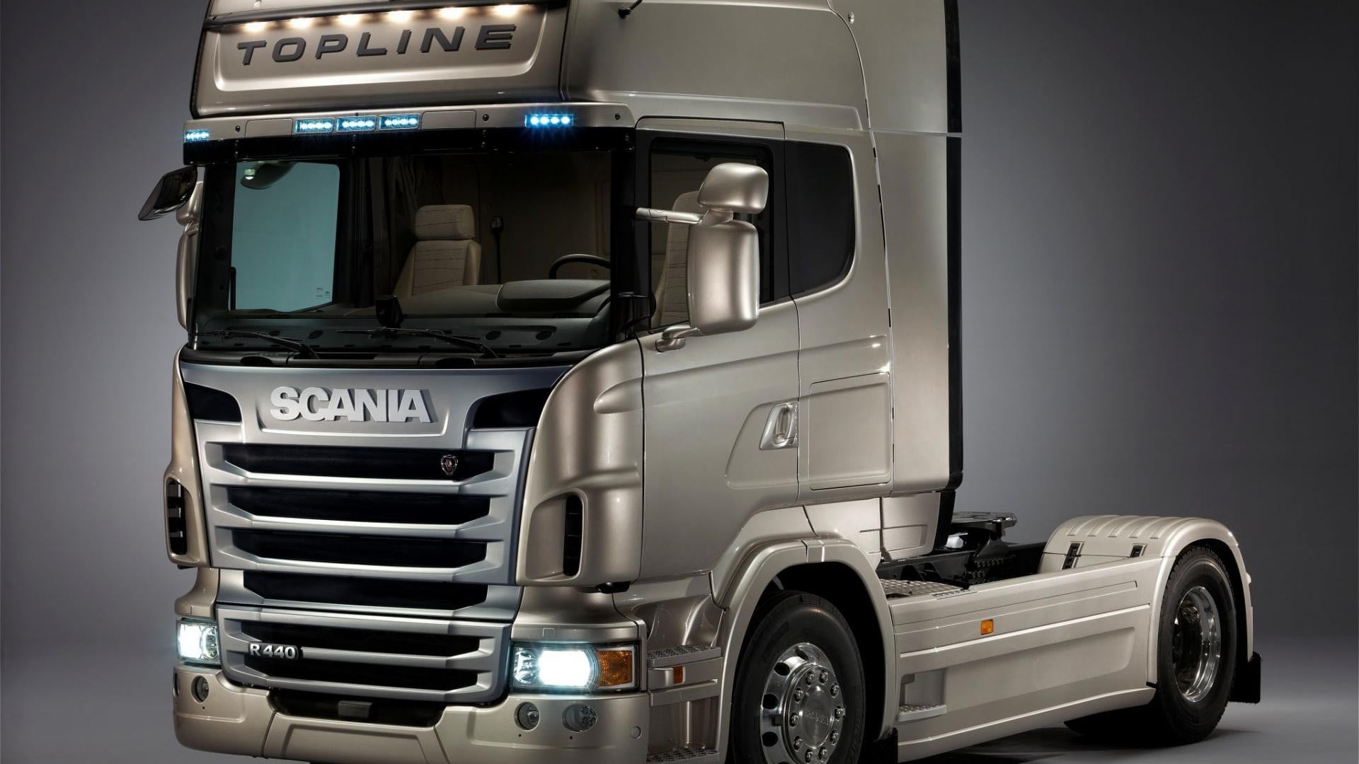 transit, ford, transportation, motor vehicle, luxury, car, freight transportation, indoors, stationary, trucking, Scania, no people, commercial land vehicle, HD Wallpaper