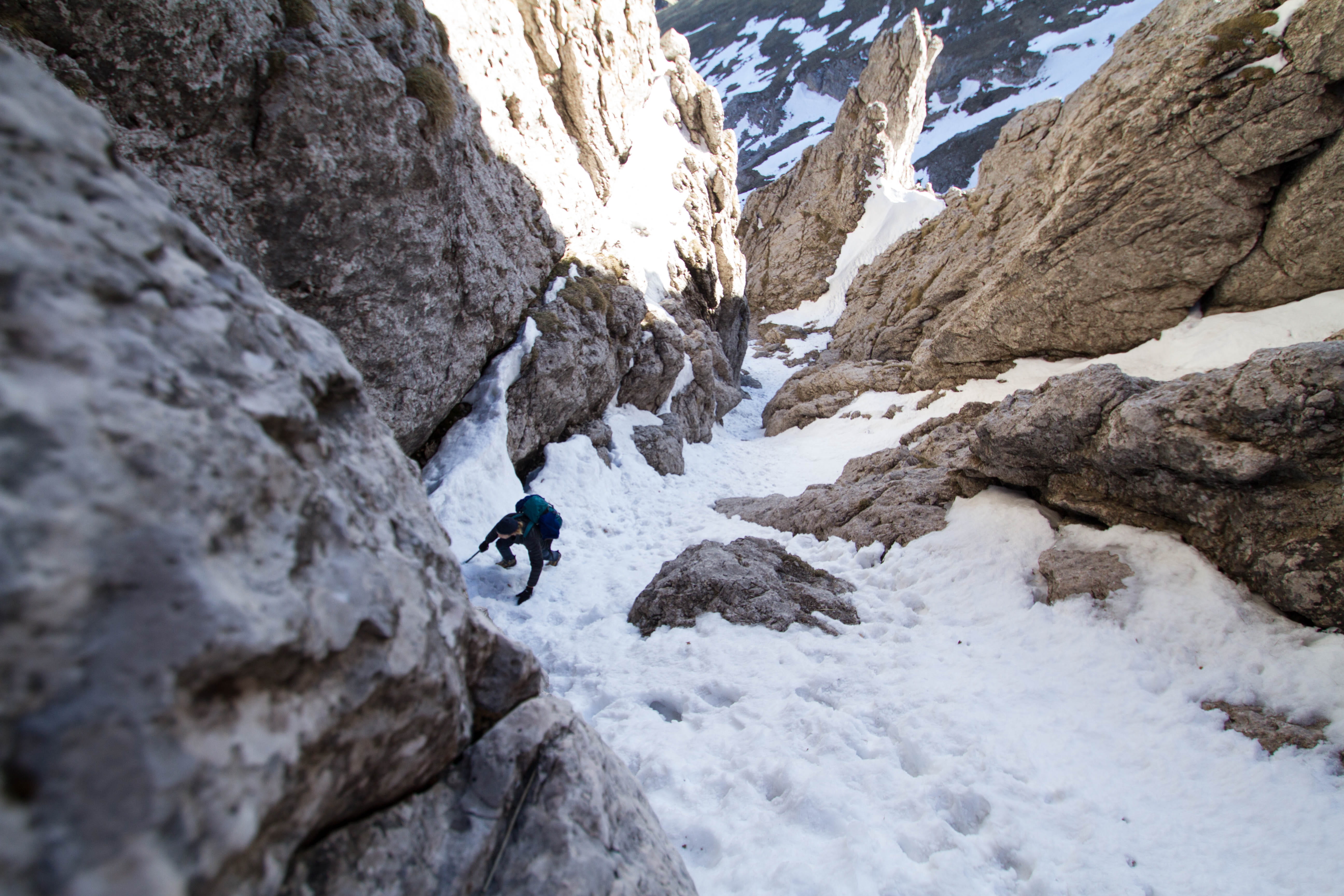 cold temperature, day, sport, nature, mountain, outdoors, full length, leisure activity, conquering adversity, cold, extreme, wild, rock climbing, mountain range, HD Wallpaper